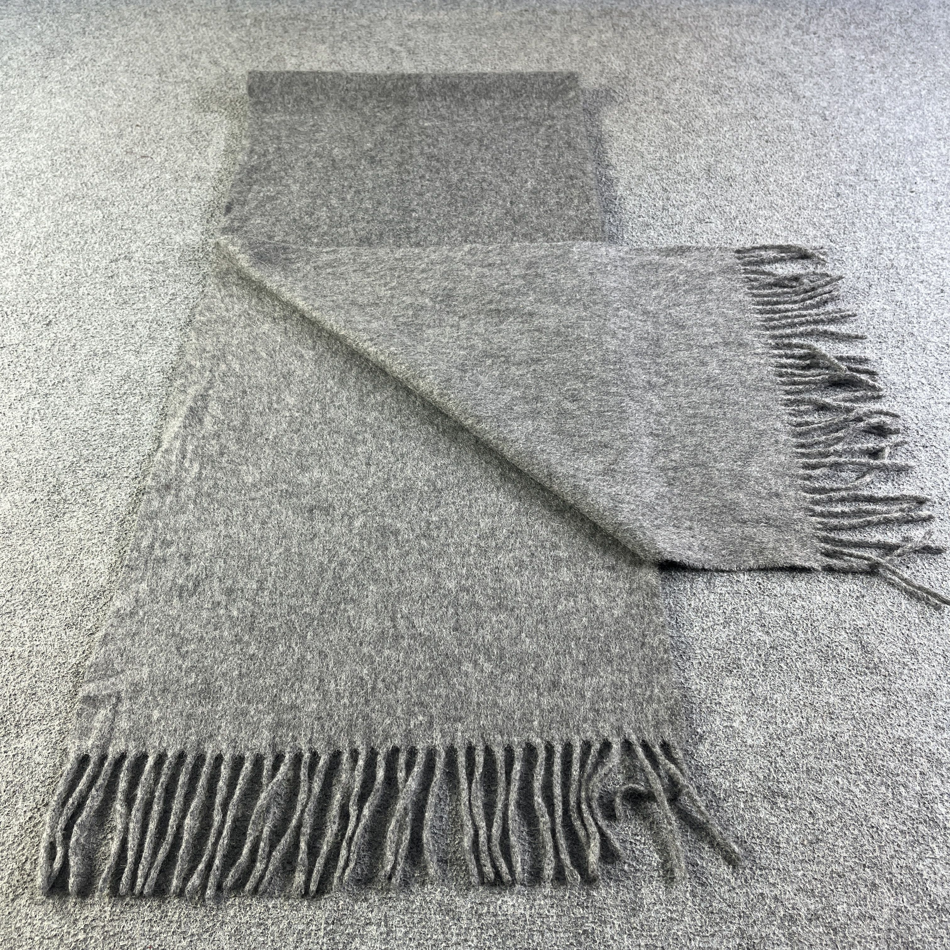 Johnstons Of Elgin Scarf / Muffler / Neckwear T1136