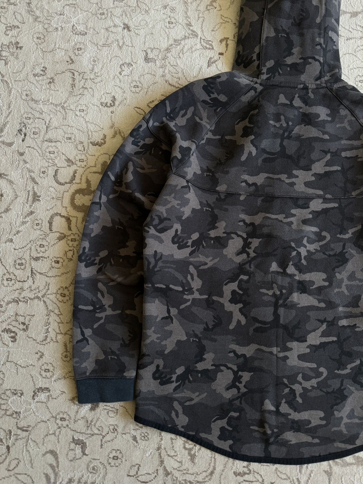 Nike Nike Tech Fleece Camo Zip Hoodie Drip Size US M / EU 48-50 / 2 - 11 Thumbnail