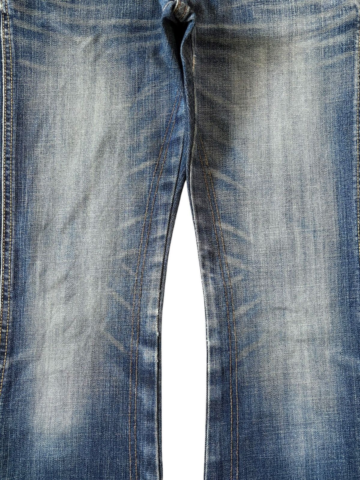 Wrangler Vintage Wrangler Faded Wash Low Rise Flare Jeans Size 29" - 3 Thumbnail
