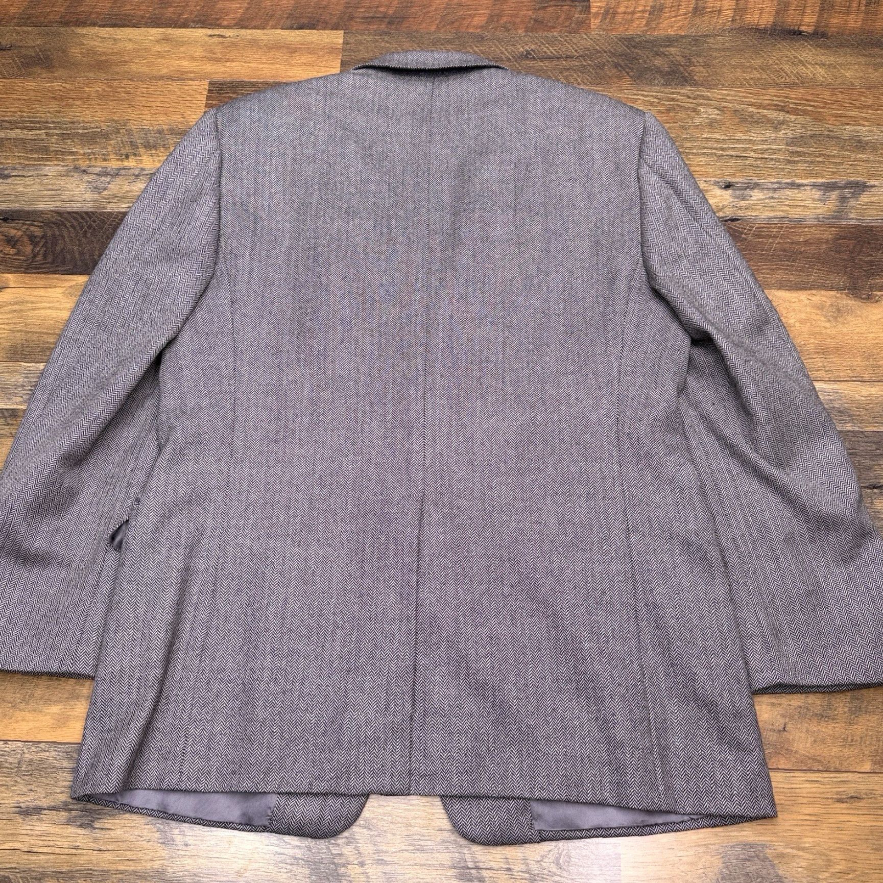 Madison Hickey Freeman Blazer Mens 44R Gray Tweed Herringbone Sport Coat Size 44R - 2 Thumbnail