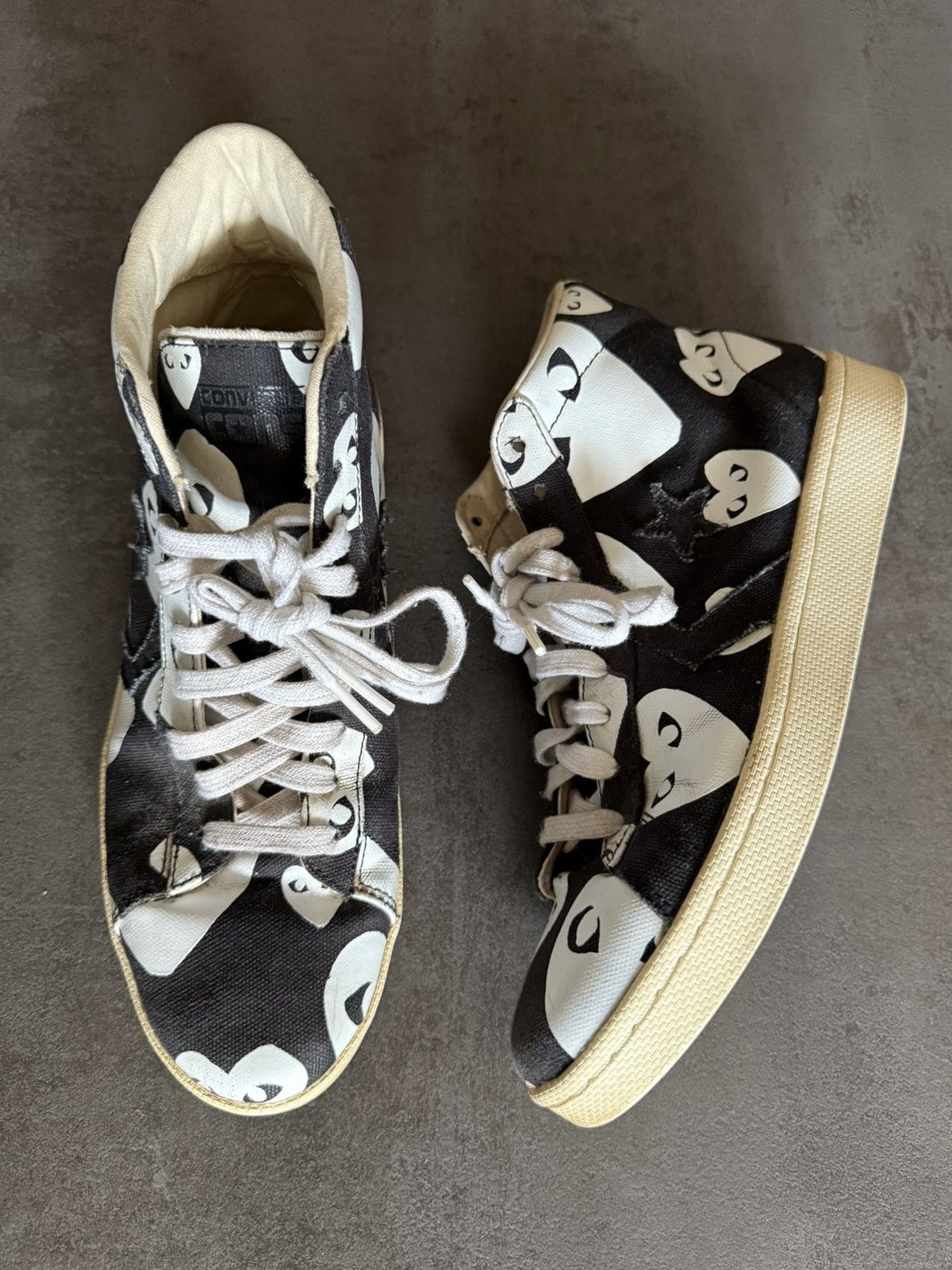 Comme des Garcons Comme Des Garçons Converse Play Sneakers Size US 11 / EU 44 - 1 Thumbnail
