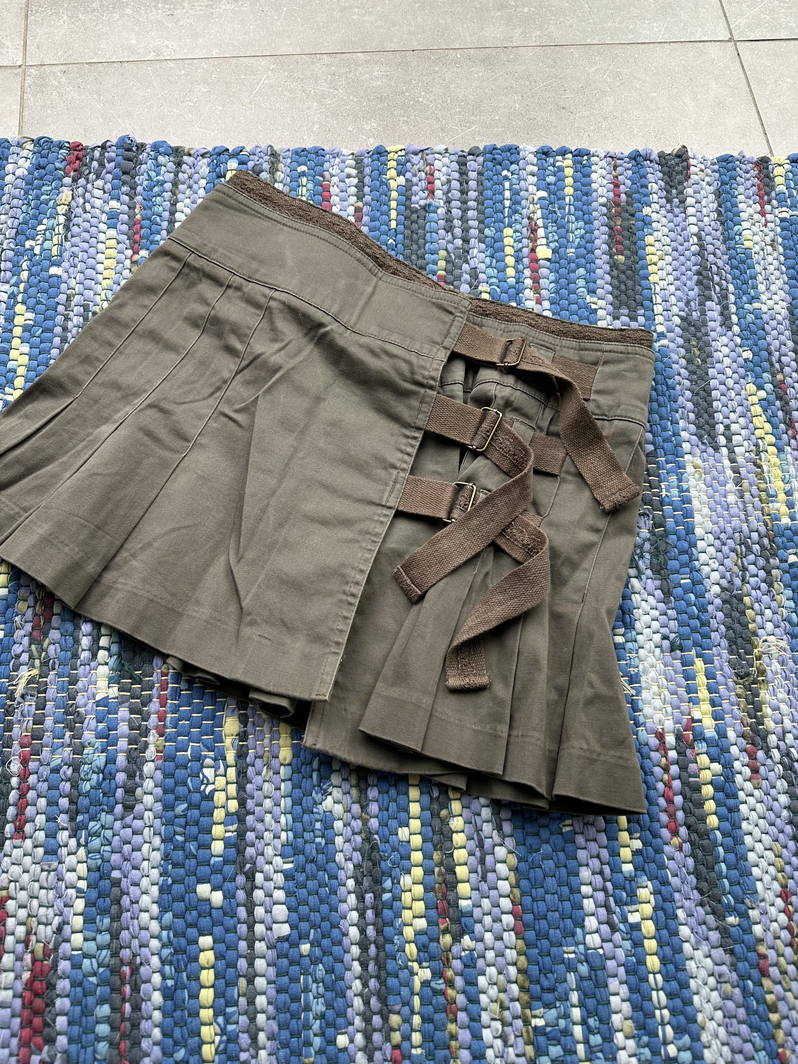 image of Avant Garde x Vintage Flare Mini Skirt With Belted in Green, Women's (Size 26)