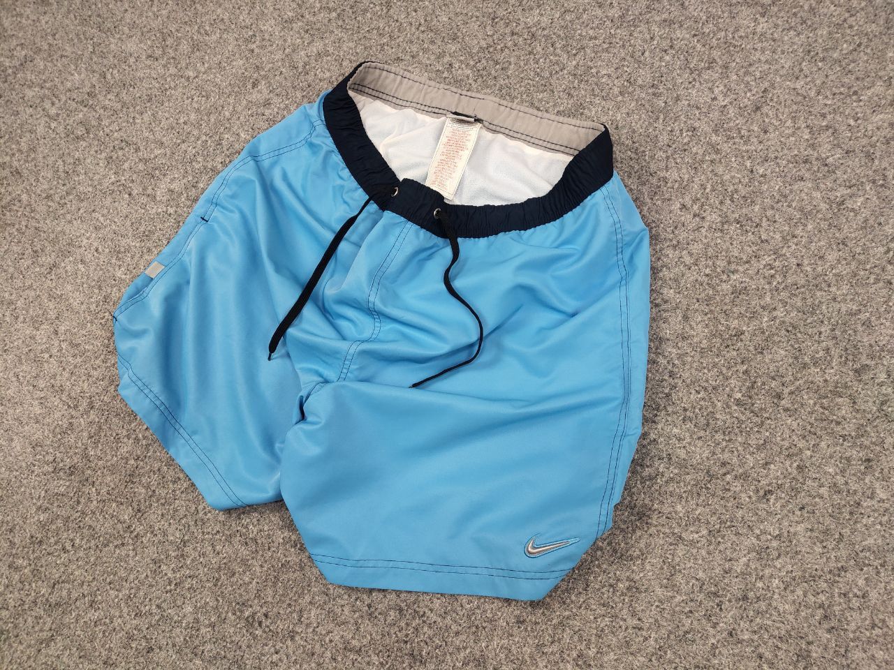 Nike Vintage 90's Nike swoosh Logo Light Casual Shorts Y2K Style Size US 34 / EU 50 - 2 Thumbnail