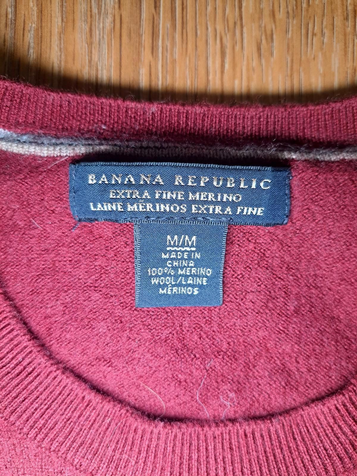 Banana Republic Banana Republican Sweater Womens Medium Red Fine Merino Wool Size M / US 6-8 / IT 42-44 - 2 Thumbnail