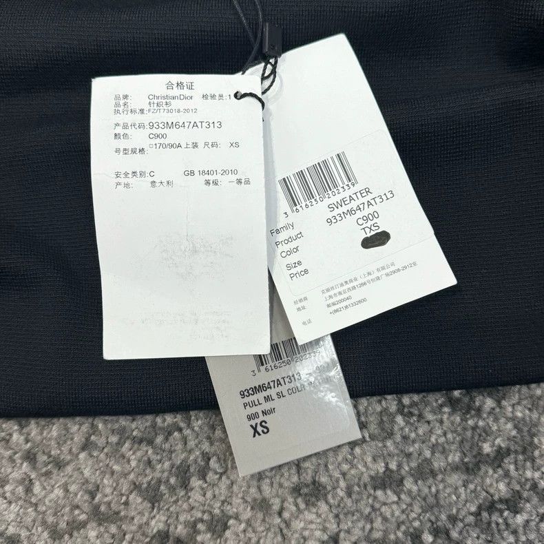 Dior Dior Embroidered cuff label cashmere knitted sweater Size US XS / EU 42 / 0 - 3 Thumbnail