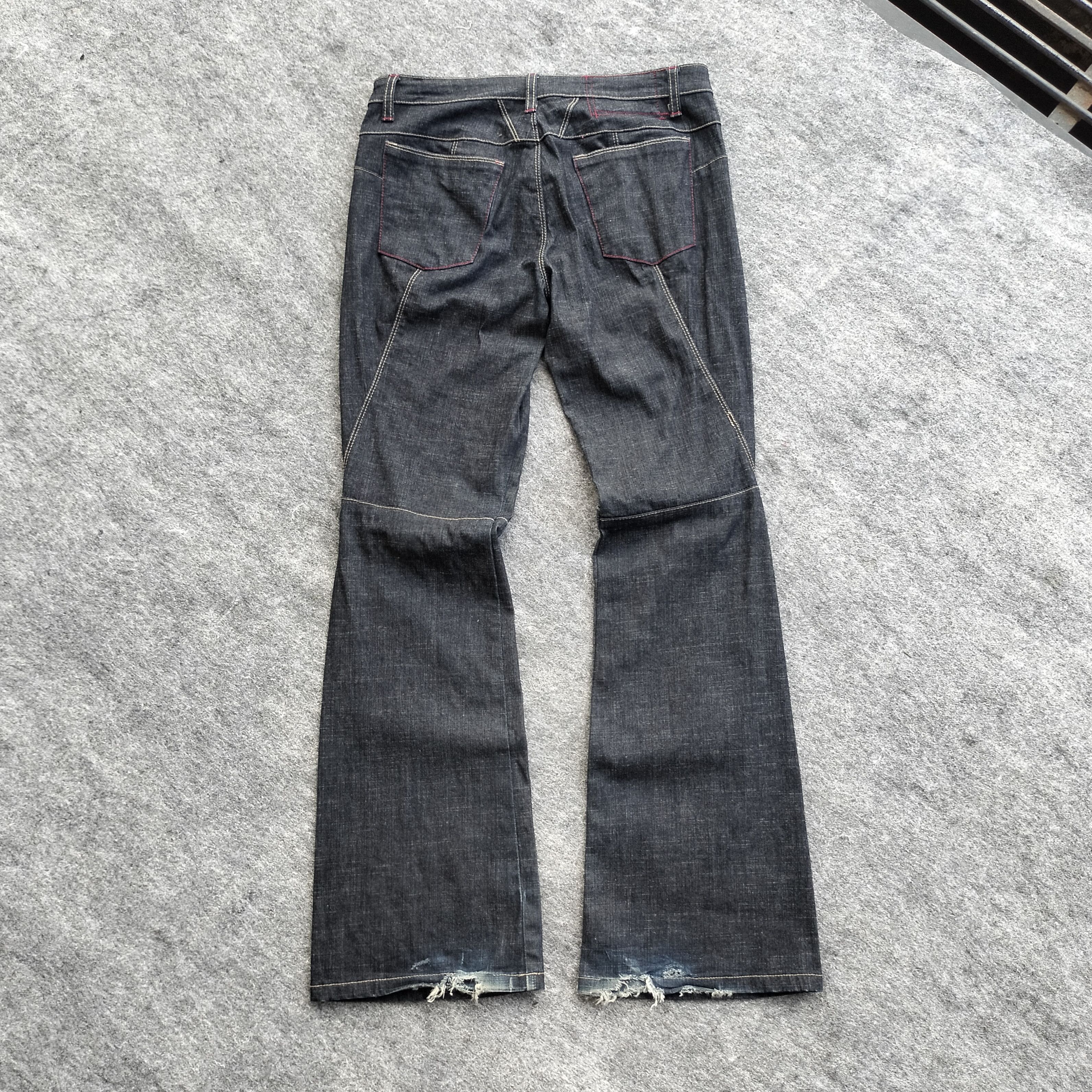 Marithe + Francois Girbaud Marithe Francois girbaud flare jeans Size US 30 / EU 46 - 2 Thumbnail