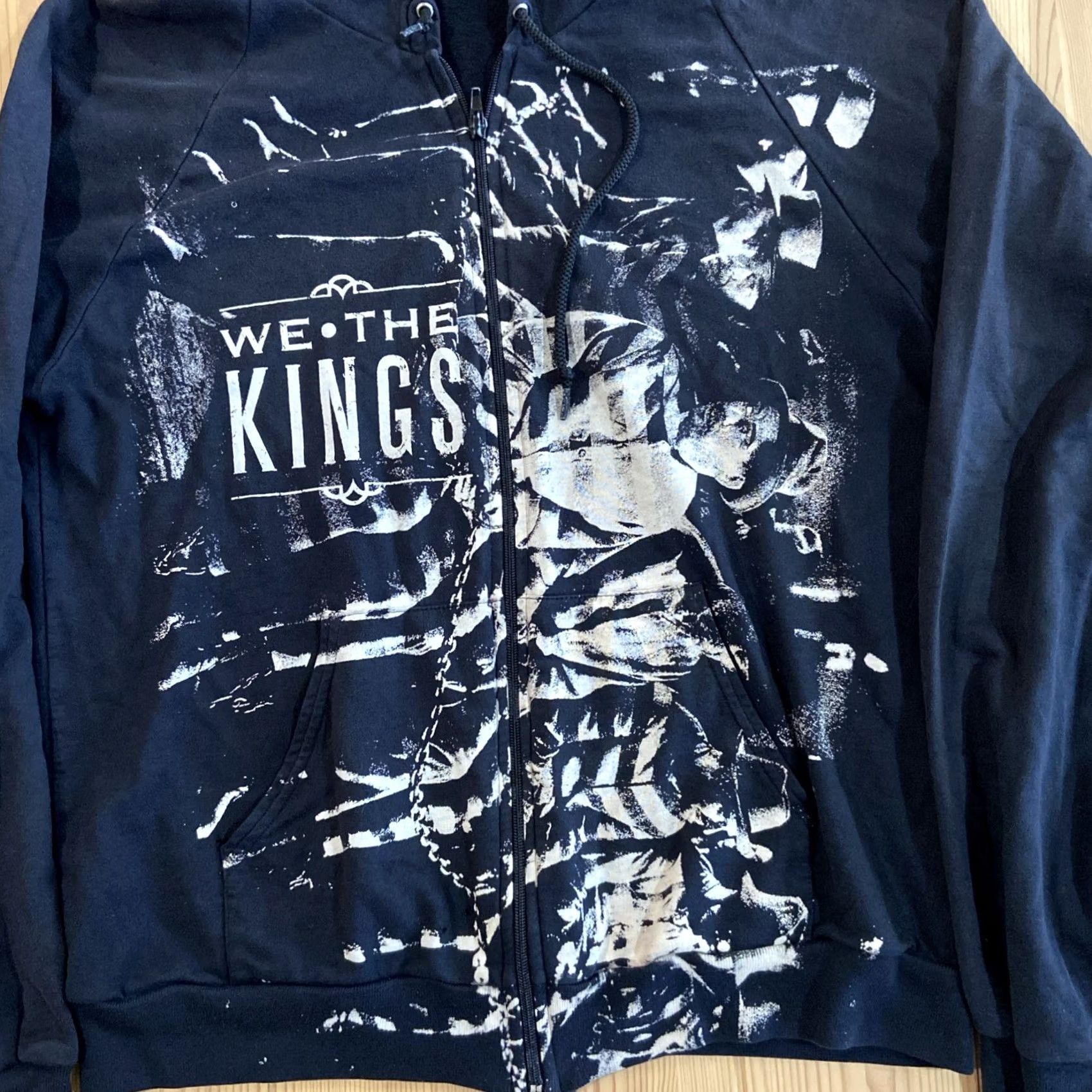 American Apparel We The Kings maroon hoodie American Apparel L Black Full Zip Unisex Adults Activewear Hoodie Size L / US 10 / IT 46 - 2 Thumbnail