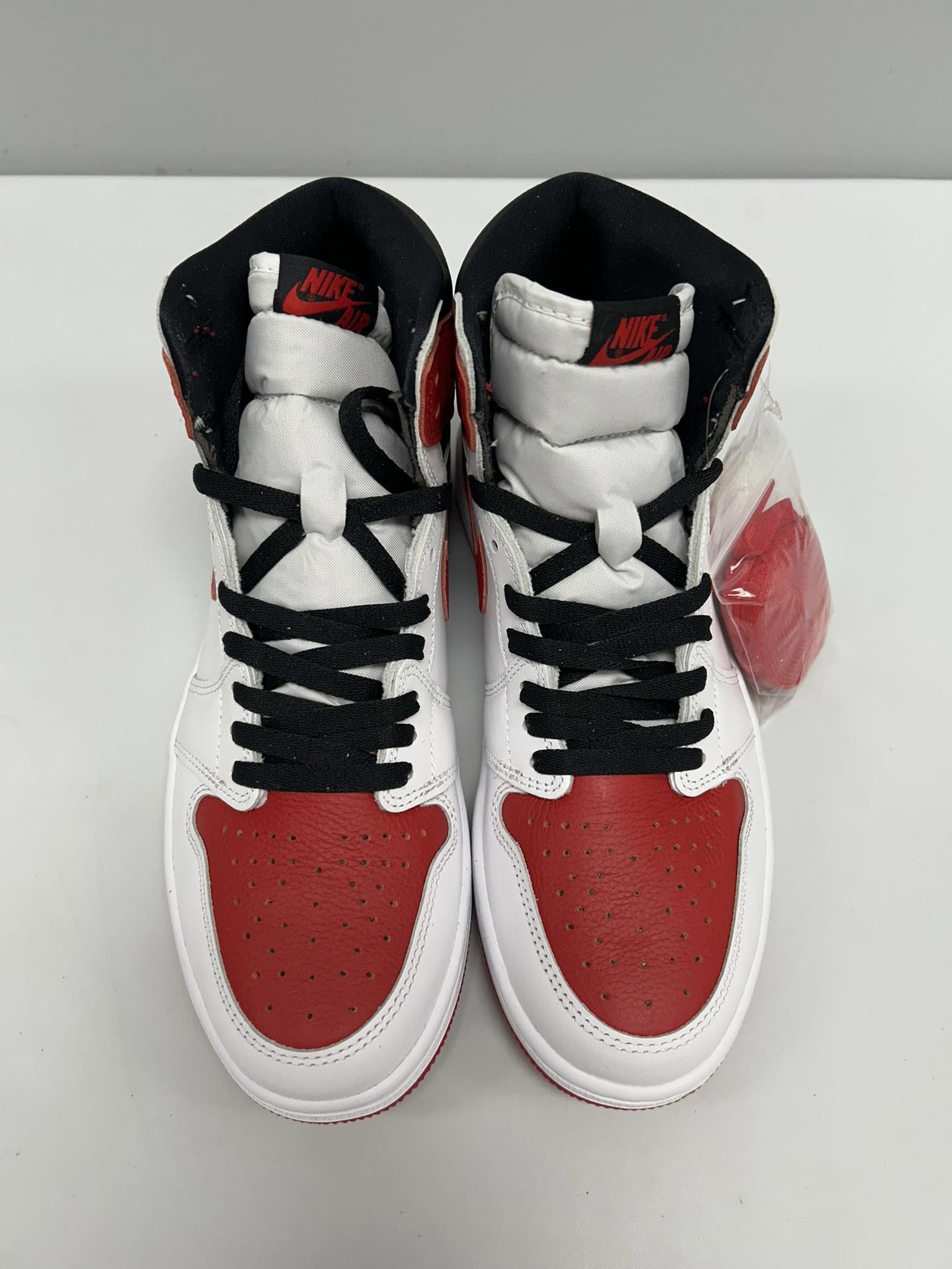 Nike Nike Air Jordan 1 Retro High OG Red/White Sneakers Size US 10 / EU 43 - 7 Thumbnail
