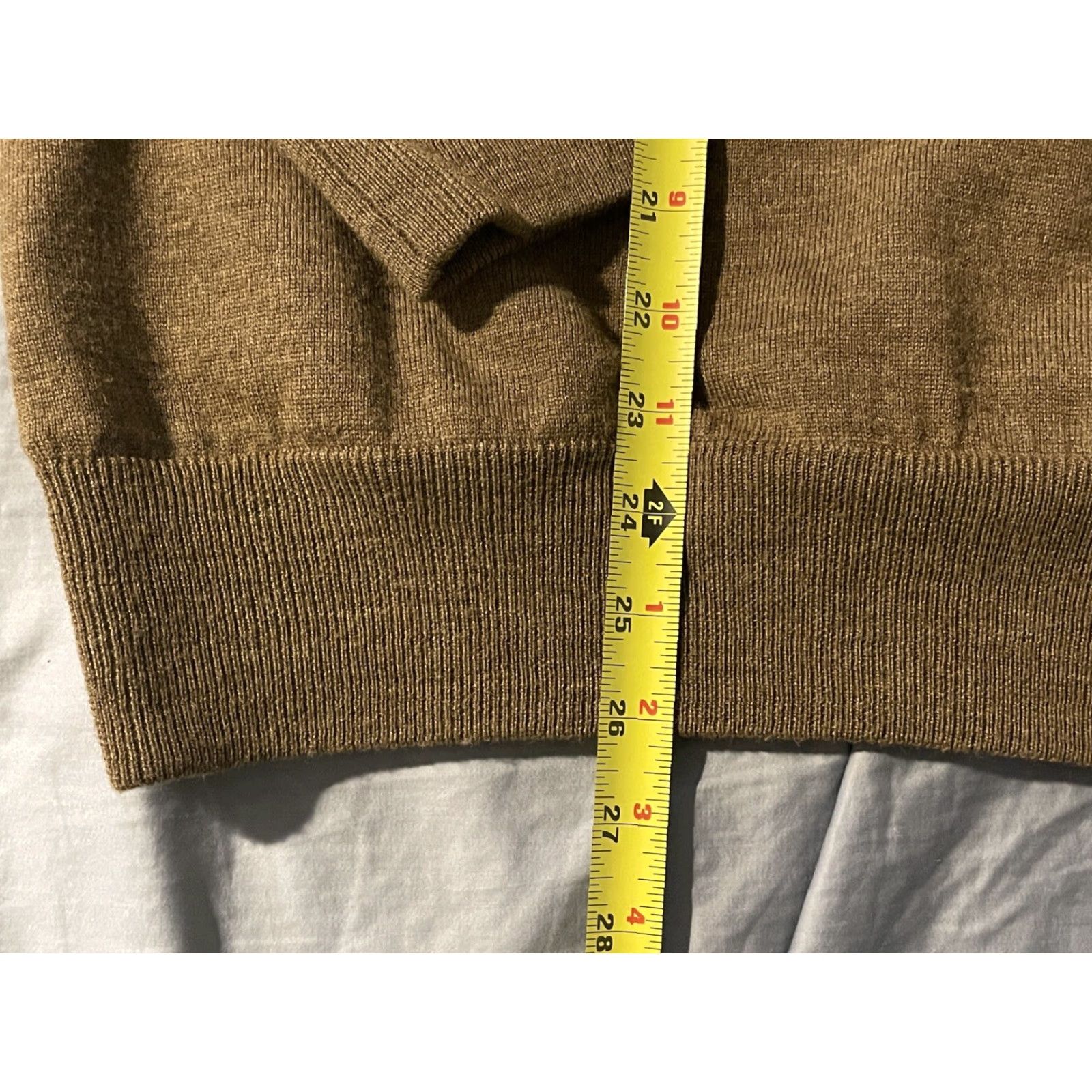 Peter Millar PETER MILLAR 1/4 ZIP Brown Large 100% Merino Wool Golf Lined Sweater EUC Mens Knit Zipper Wind Stop Logo Front Regular Size L Size US L / EU 52-54 / 3 - 4 Thumbnail