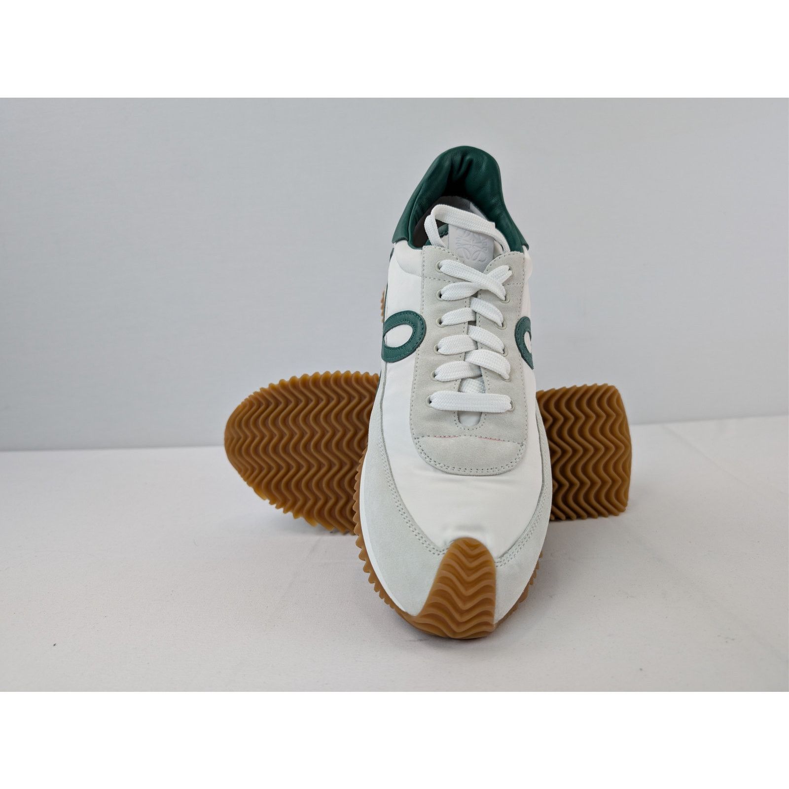 Loewe o1rshd1 Nylon Suede Flow Runner Sneakers in White/Dark Green Size US 10 / EU 43 - 13 Thumbnail