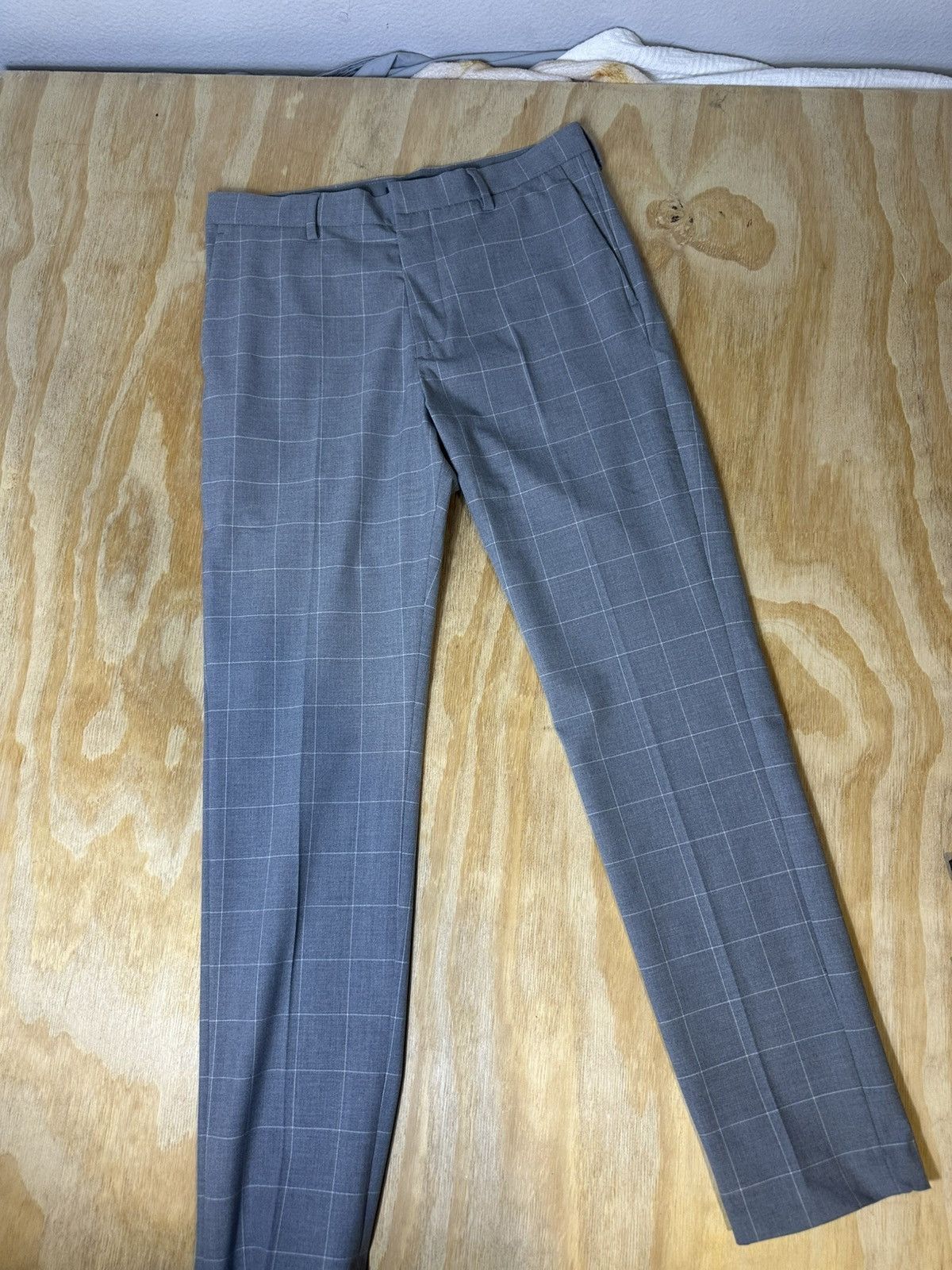 H&M Mens Striped Plaided Light Grey Dress Pants Size 31 H&M Size US 31 - 1 Thumbnail