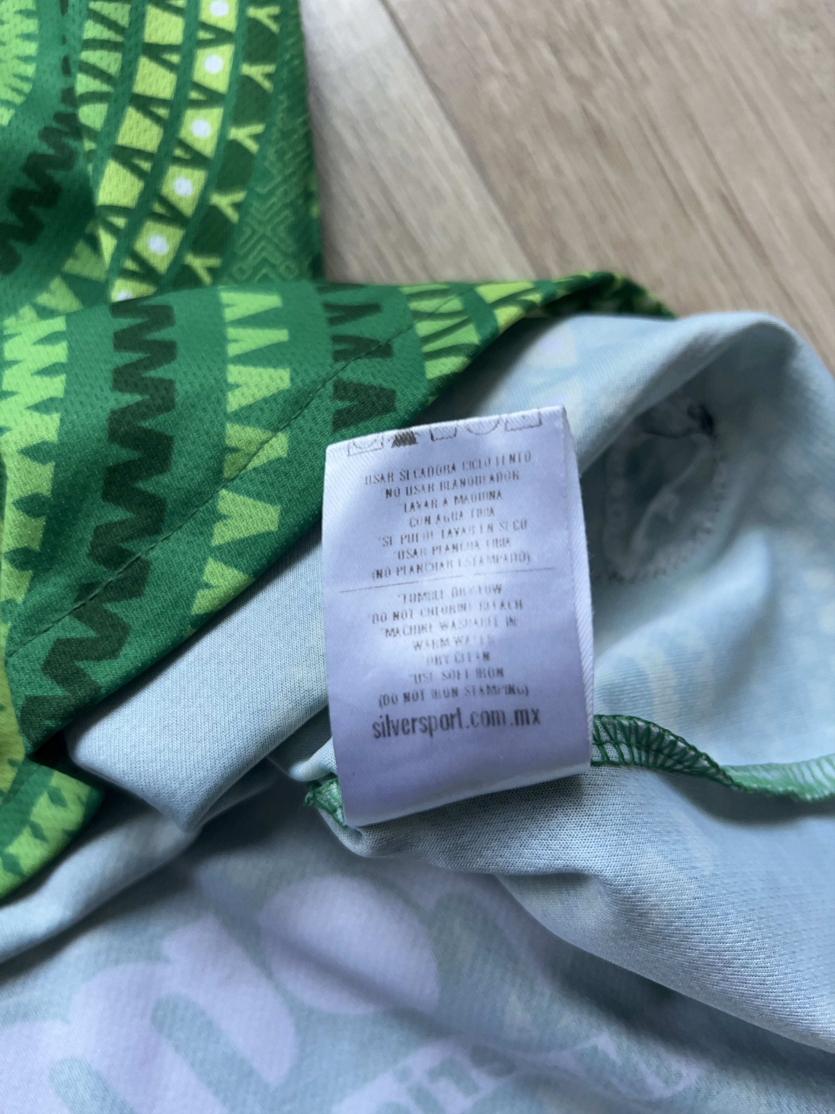 Other Silver Sport Alebrijes De Oaxaca Green Football Shirt Size M Size US M / EU 48-50 / 2 - 9 Thumbnail