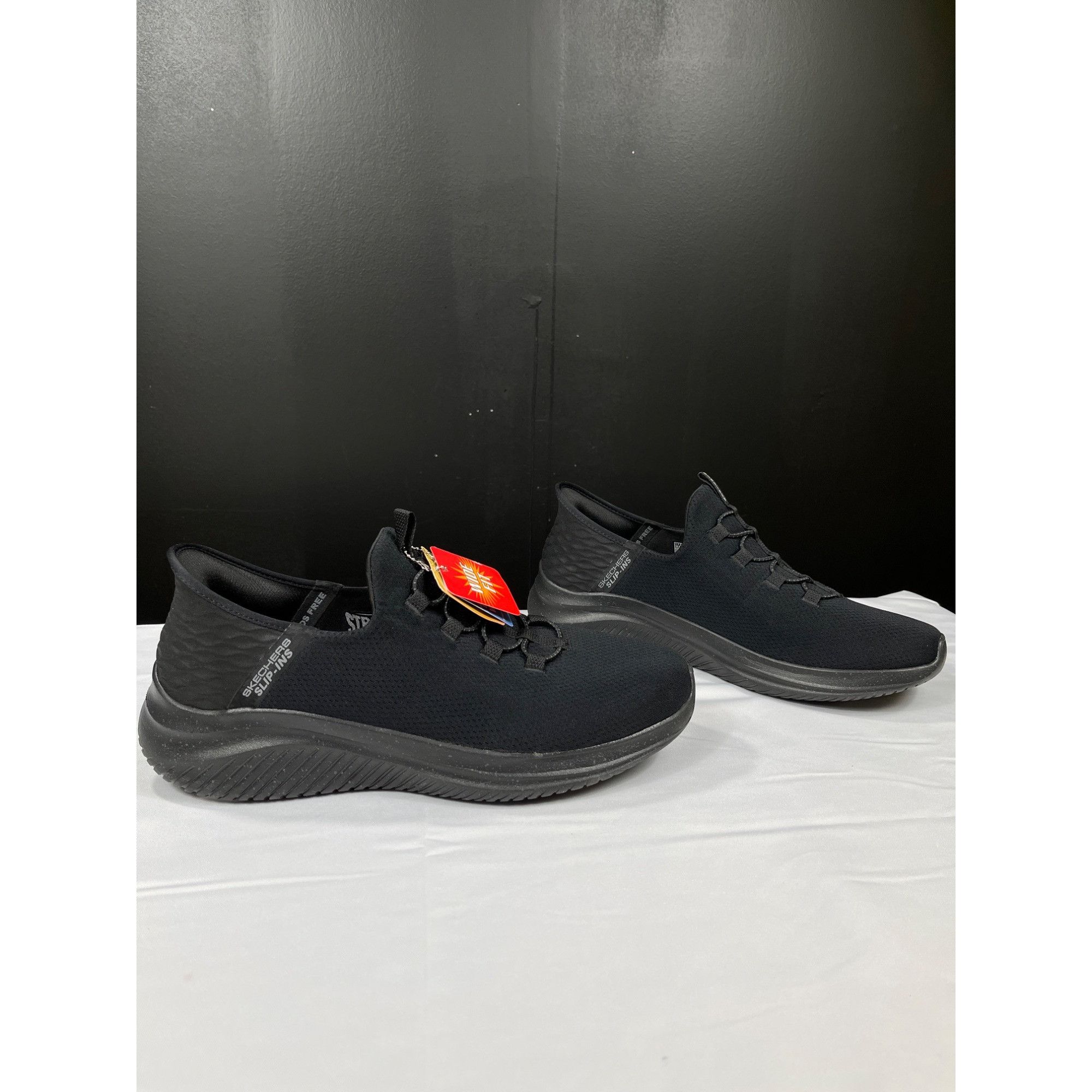 SKECHERS Skechers Mens Black Slip On Sneakers Size 11.5 SKU 7355 Size US 11.5 / EU 44-45 - 2 Thumbnail
