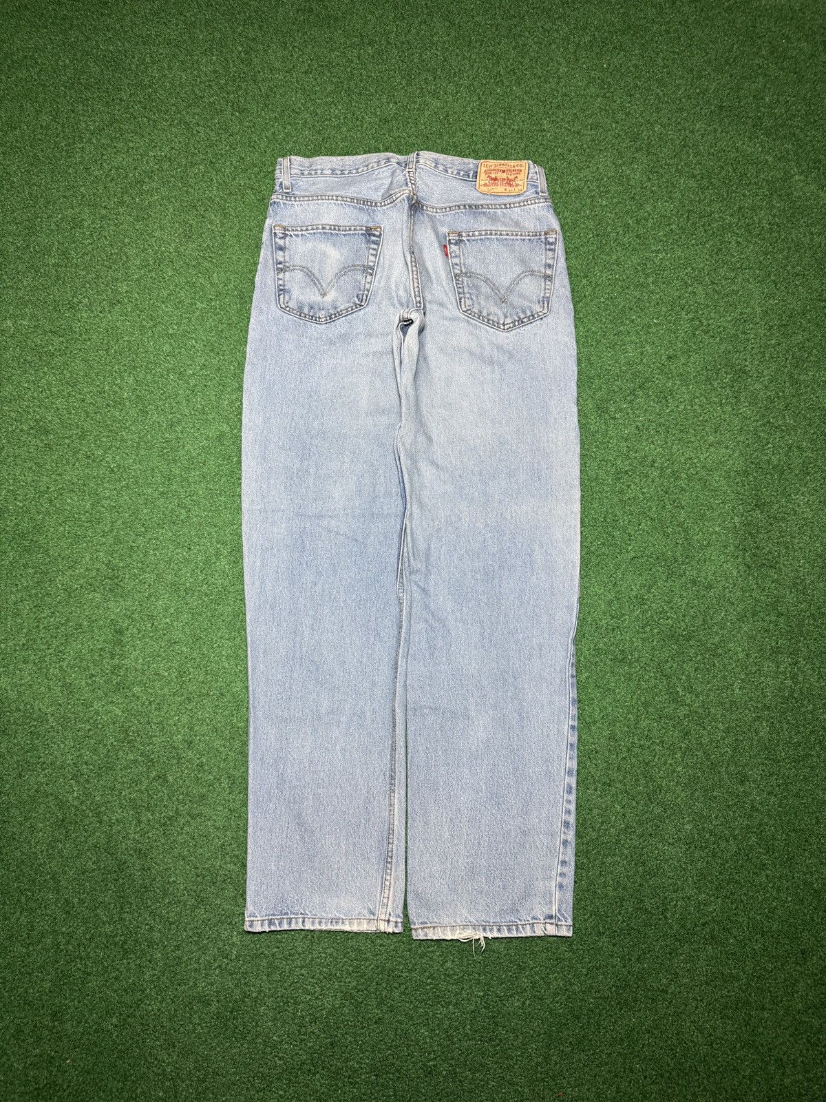 Levi's Vintage Clothing Levis 550 Relaxed Y2K Wide Leg Baggy 34x34 Light Wash Jeans Size US 34 / EU 50 - 1 Thumbnail