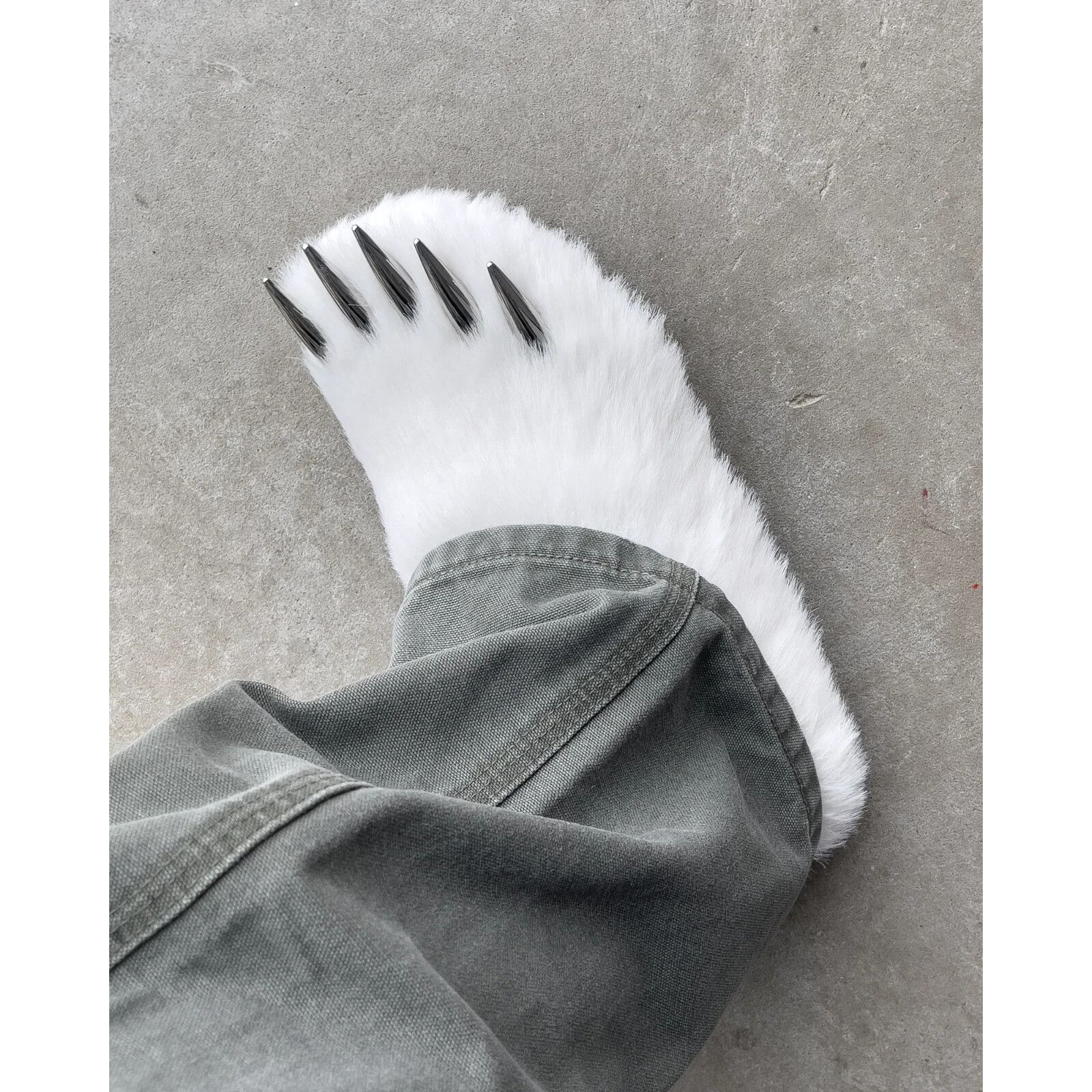 Bravest Studios Size 12 M Bravest Studios White Polar Bear Claw Mules EXCLUS Size US 12 / EU 45 - 14 Thumbnail