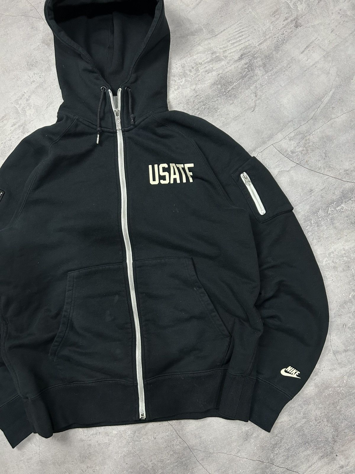 Nike × Vintage Vintage USA Nike USATF Zip hoodie Size M Size US M / EU 48-50 / 2 - 3 Thumbnail