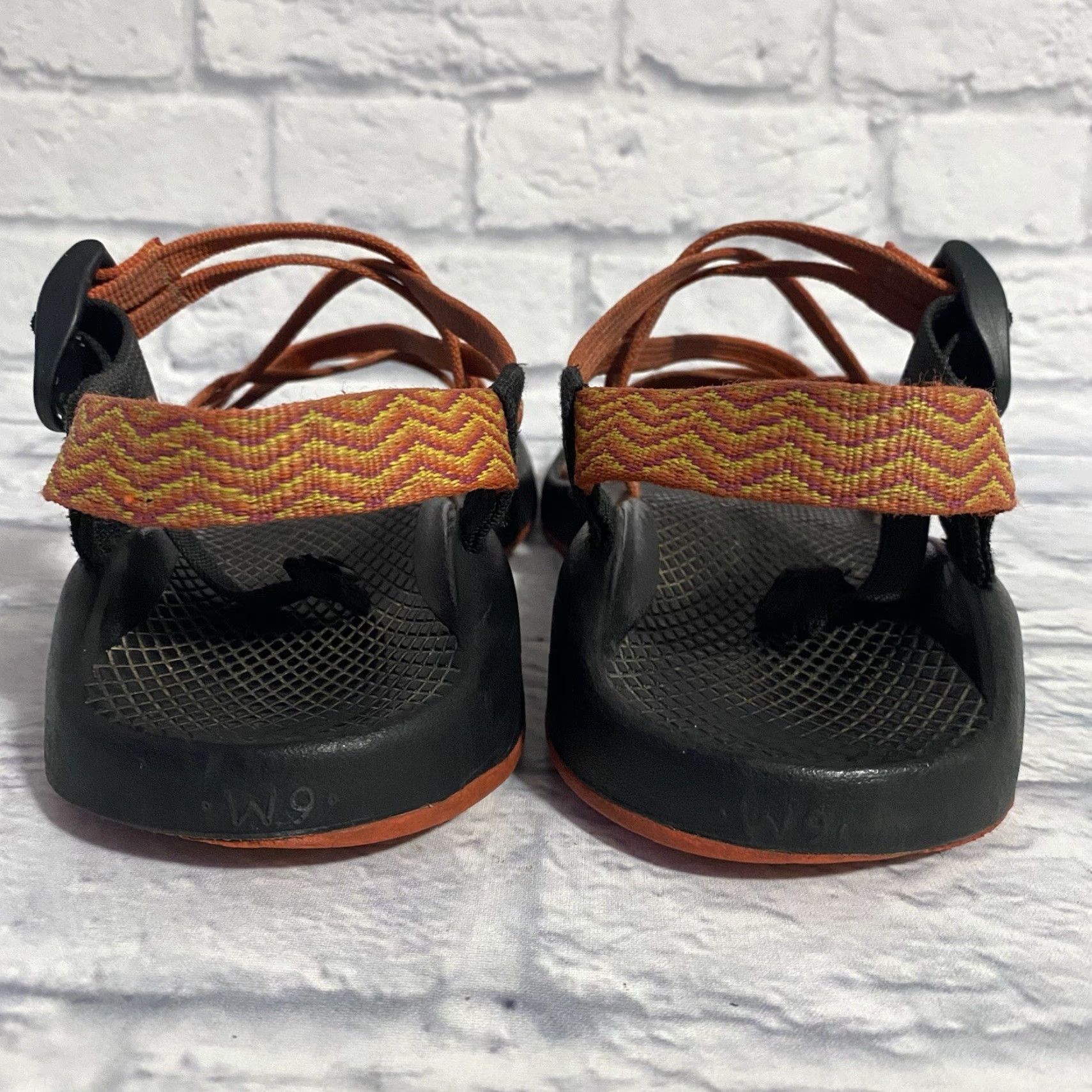 Chaco Chaco Z2 Classic Outdoor Sandals Orange Gray Geo Pattern Womens Size 9 Sandal Size US 7 / IT 37 - 7 Thumbnail