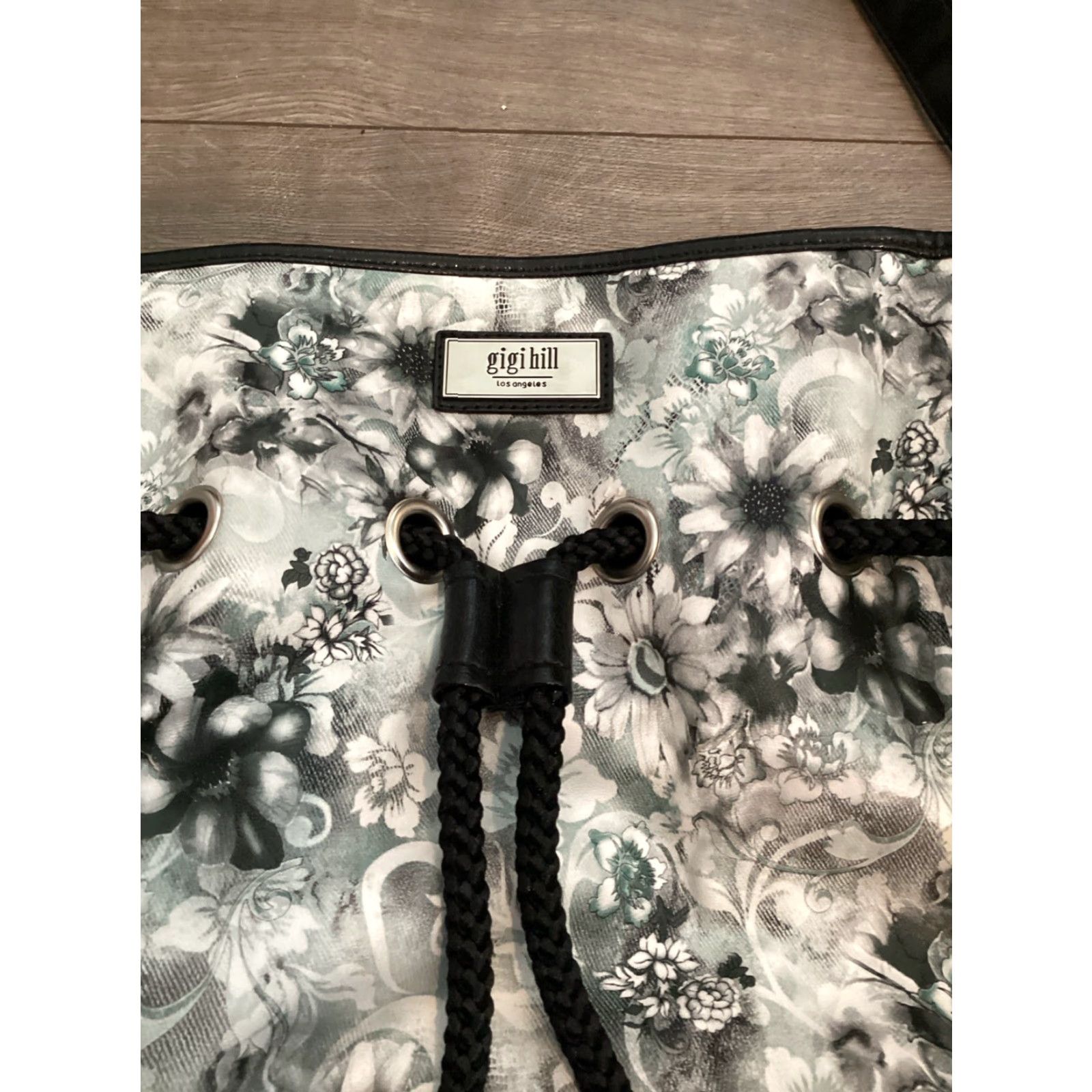 Vintage Gigi Hill Large Floral Shoulder Bag Black with Red Lining, Pockets - Women’s Travel, Casual, Business Size ONE SIZE - 2 Thumbnail