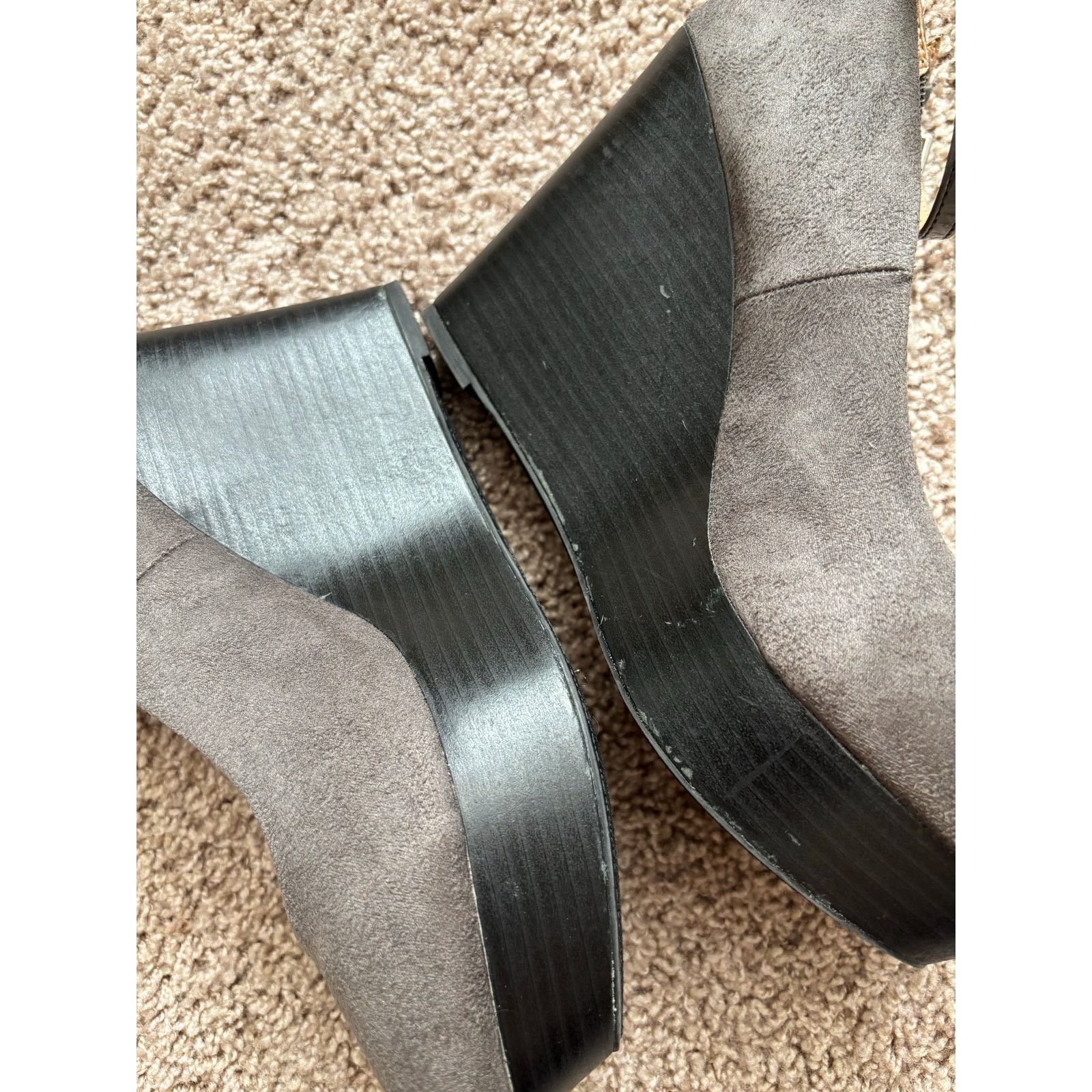 Report Collection Report Grey Wedge Heels Size 8 Size US 8 / IT 38 - 3 Thumbnail