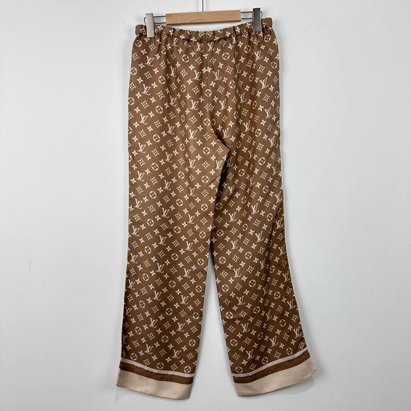 Louis Vuitton LV Women's Monogram Allover Silk Pants 38 99 New Size 26" / US 2 / IT 38 - 2 Thumbnail