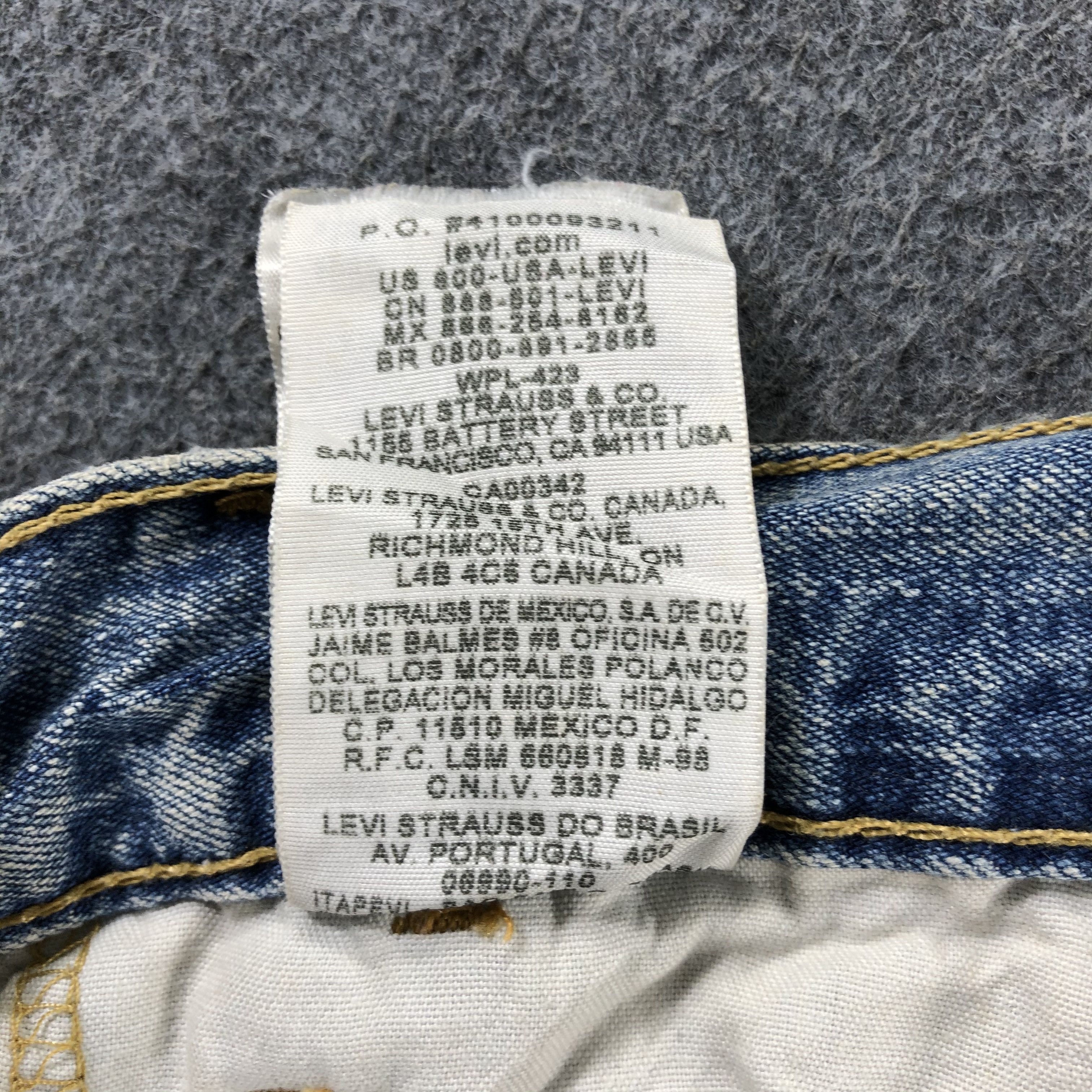 Levi's Vintage Blue Wash Levis Jeans-J2604 Size US 35 - 14 Thumbnail