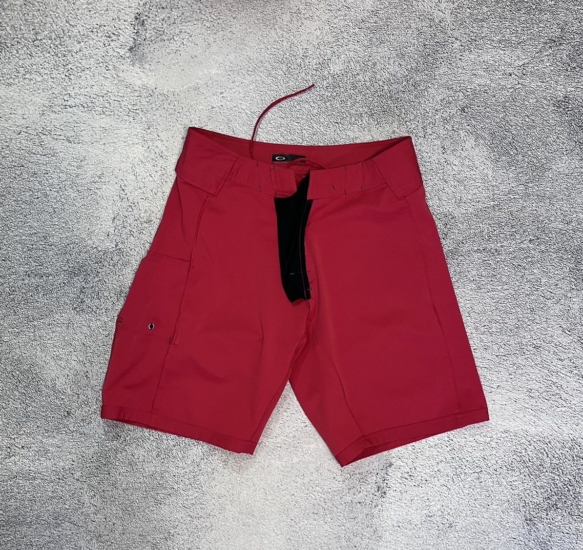 Oakley Oakley Vintage Board Shorts Red Size 33 Surf Zip Pocket Logo Size US 33 - 9 Thumbnail