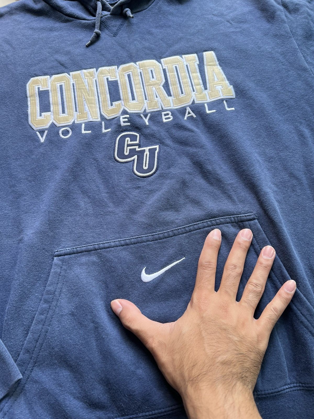 Nike Faded Vintage Nike Team Concordia VolleyBall Hoodie Size US L / EU 52-54 / 3 - 4 Thumbnail