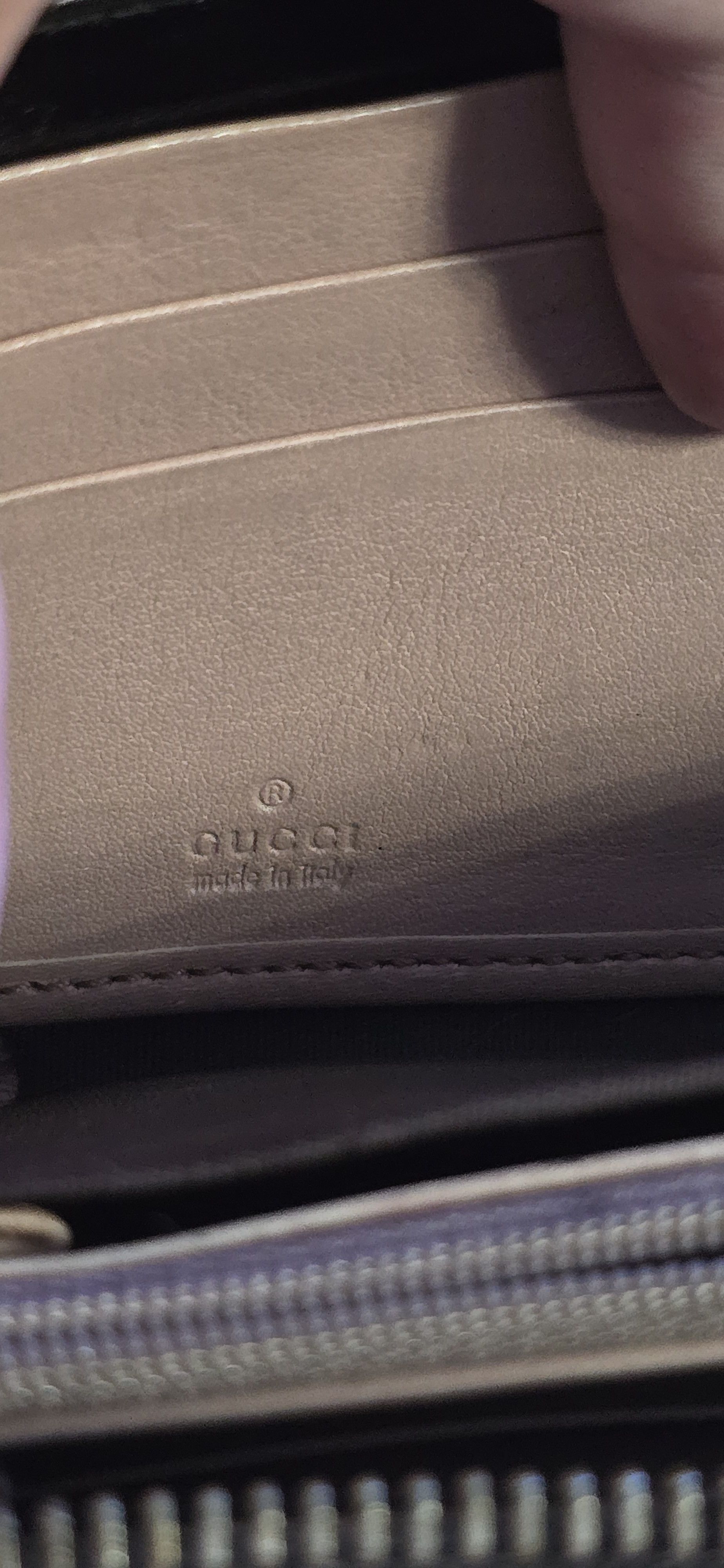 Gucci Modified Patent Leather Large Logo Zippy Wallet on Chain Size ONE SIZE - 8 Thumbnail