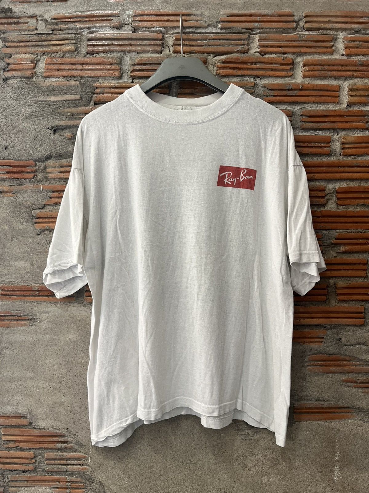 RayBan Vintage Ray-Ban I Think i’m Lucky photo Promo 90’s Tshirt Size US L / EU 52-54 / 3 - 2 Thumbnail