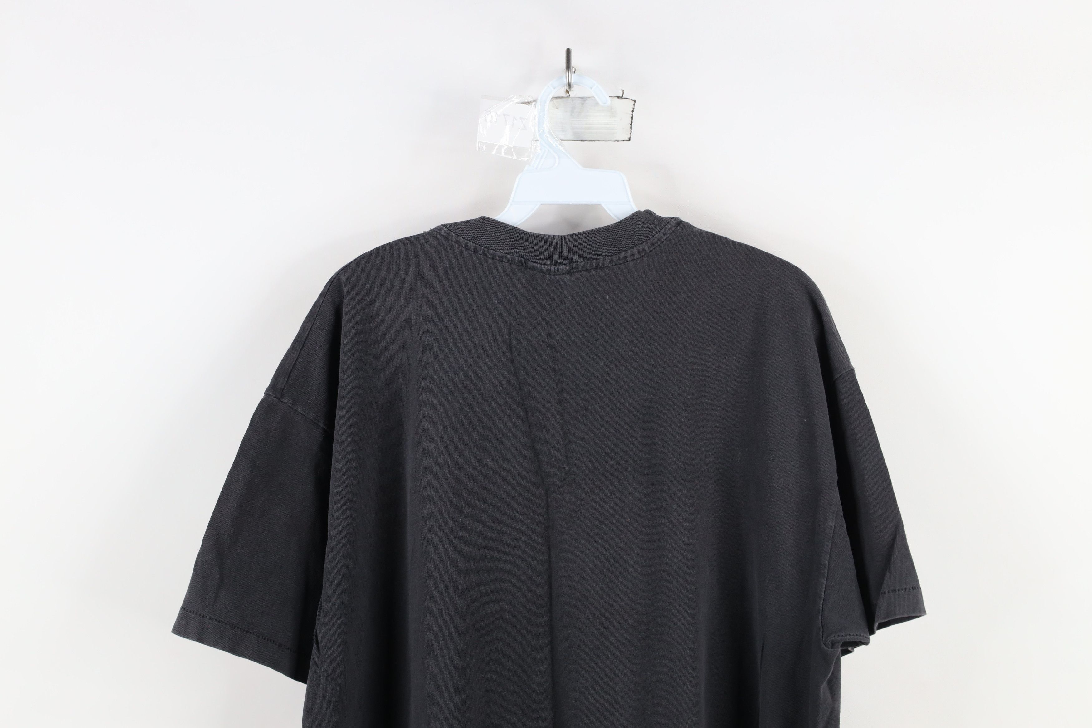 Vintage Vintage 90s Streetwear Fish Short Sleeve T-Shirt Black USA Size US XL / EU 56 / 4 - 13 Thumbnail