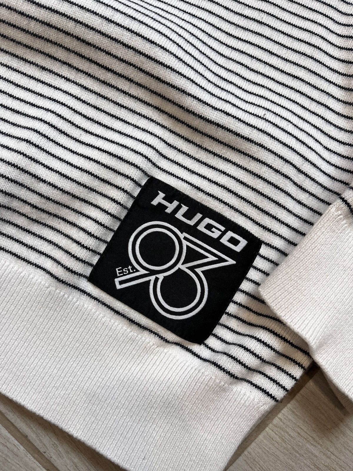 Designer × Hugo Luxury Hugo Sweater White Stripes Sweatshirt Hype Logo Y2K Size US L / EU 52-54 / 3 - 9 Thumbnail
