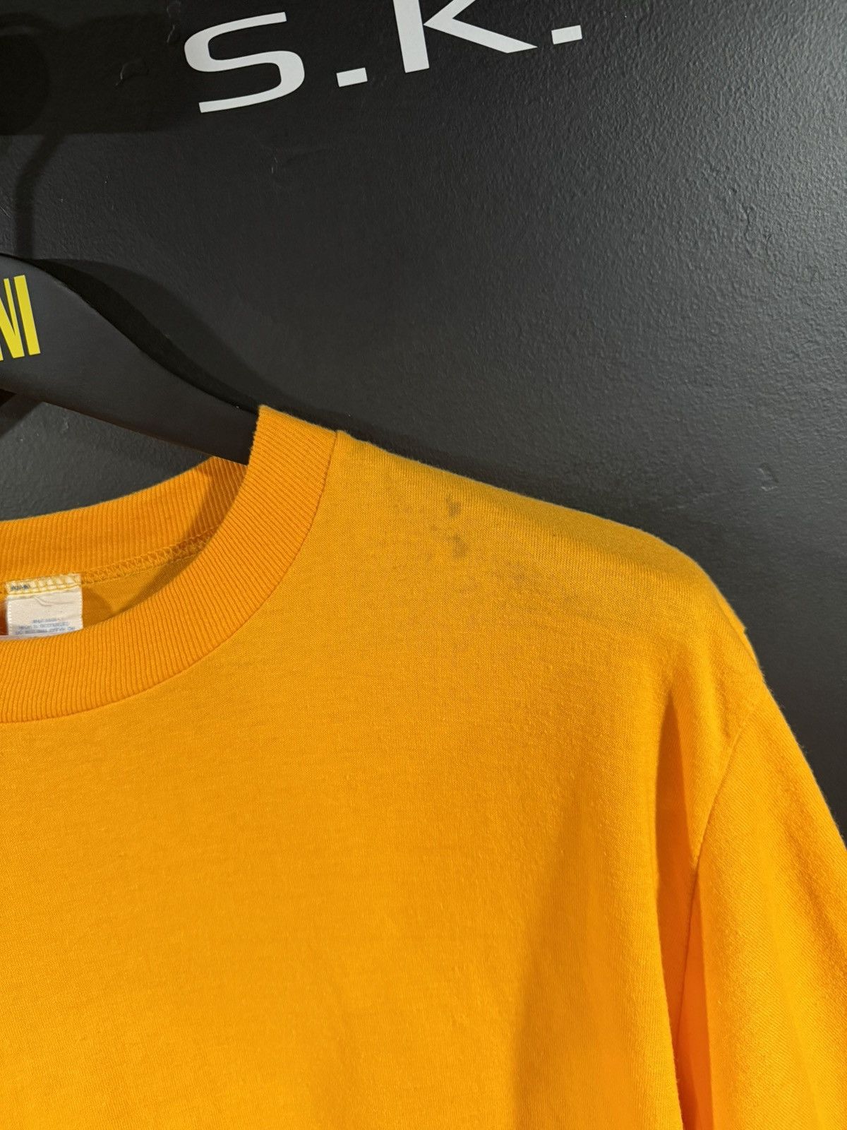 Vintage 1980s Vintage Yellow Blank Single Stitch Grunge Tee L Size US L / EU 52-54 / 3 - 2 Thumbnail