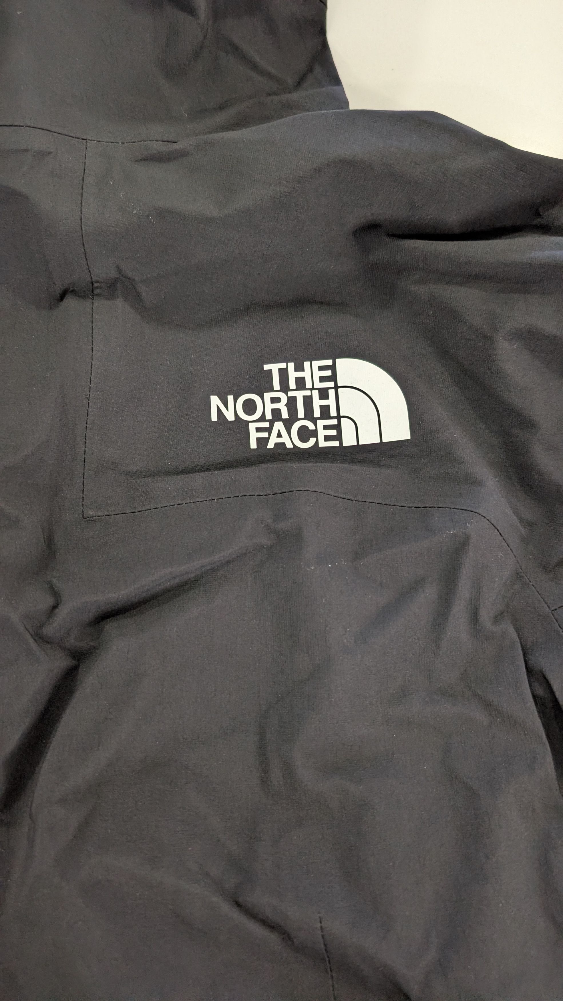 The North Face The North Face Summit Series Chamlang FUTURELIGHT Jacket M Size M / US 6-8 / IT 42-44 - 4 Thumbnail
