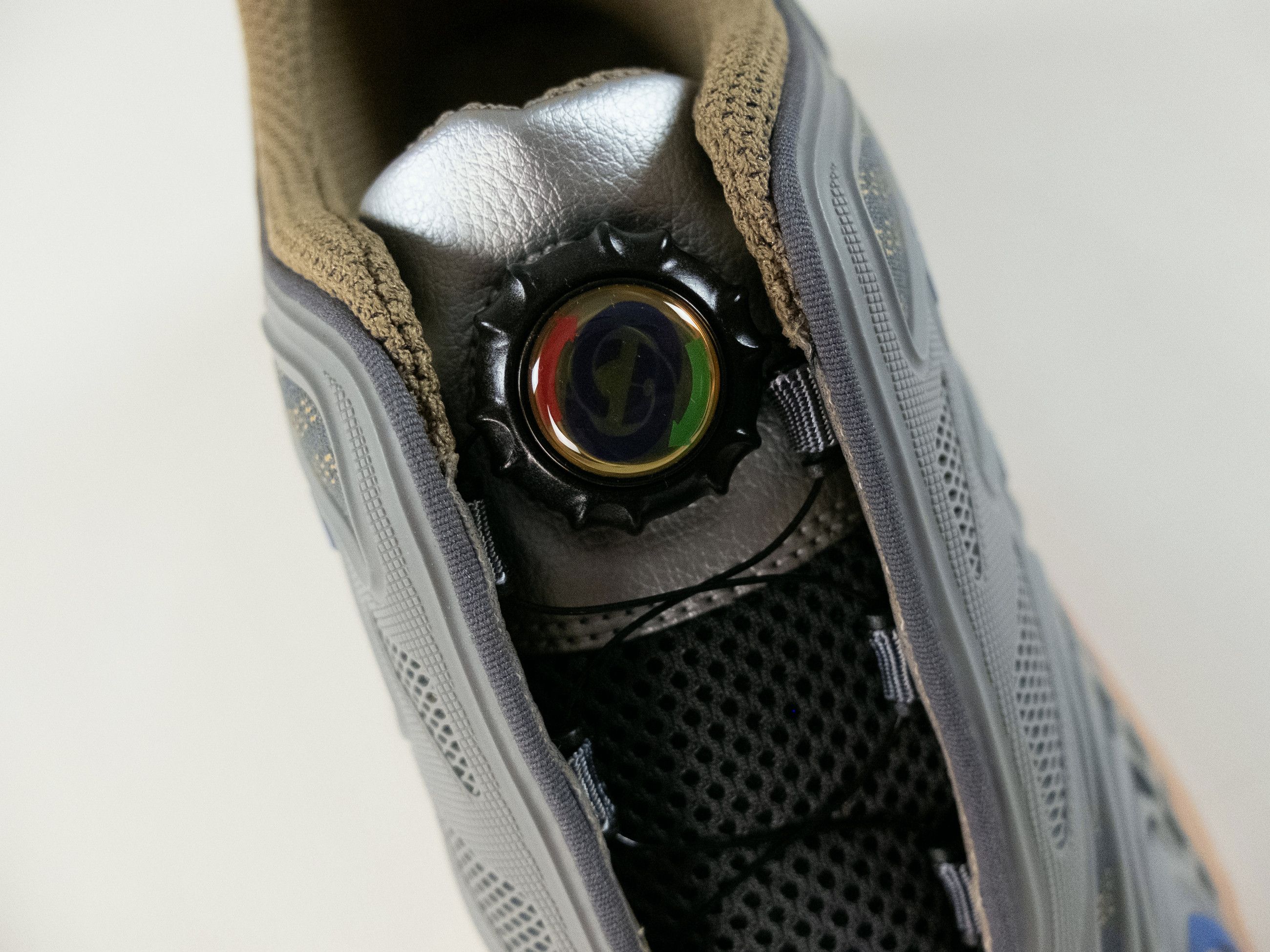 Gucci GUCCI Ultrapace R grey pink sneakers - 9.5 US / 9 UK / 43 Size US 9.5 / EU 42-43 - 4 Thumbnail