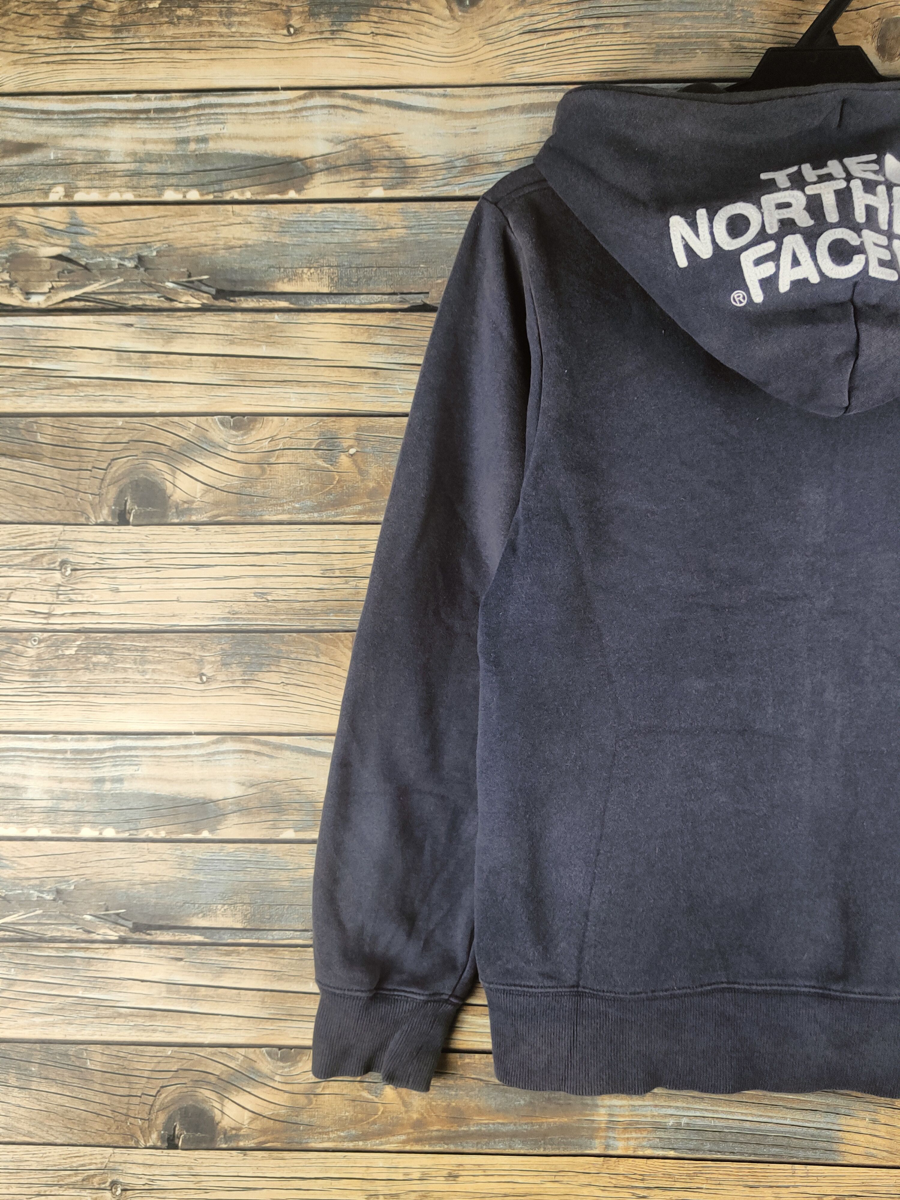 The North Face DL The North Face Navy Hoodie Sweaters #46-642 Size US M / EU 48-50 / 2 - 9 Thumbnail