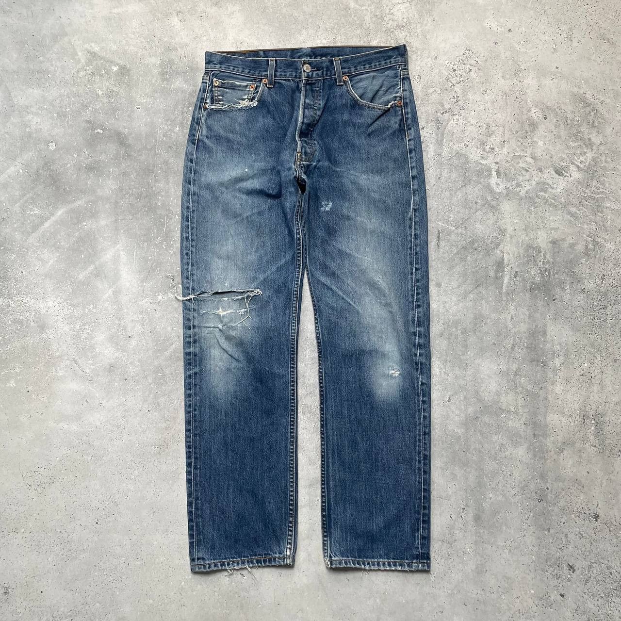 Levi's Vintage 2000s Levis 501 Distressed Jeans Blue Size W34 L32 Size US 34 / EU 50 - 1 Thumbnail