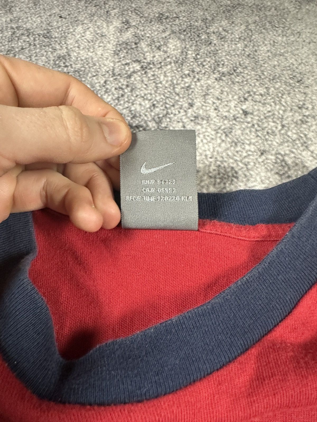 Nike Nike Barcelona 10 Ronaldinho T-shirt Streetwear Casual Rare Size US S / EU 44-46 / 1 - 5 Thumbnail