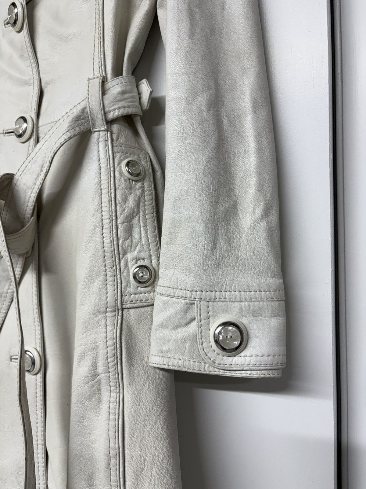 Dolce & Gabbana Dolce & Gabbana White Leather Coat SC0002/TELBO SZ 38 Size XS / US 0-2 / IT 36-38 - 3 Thumbnail