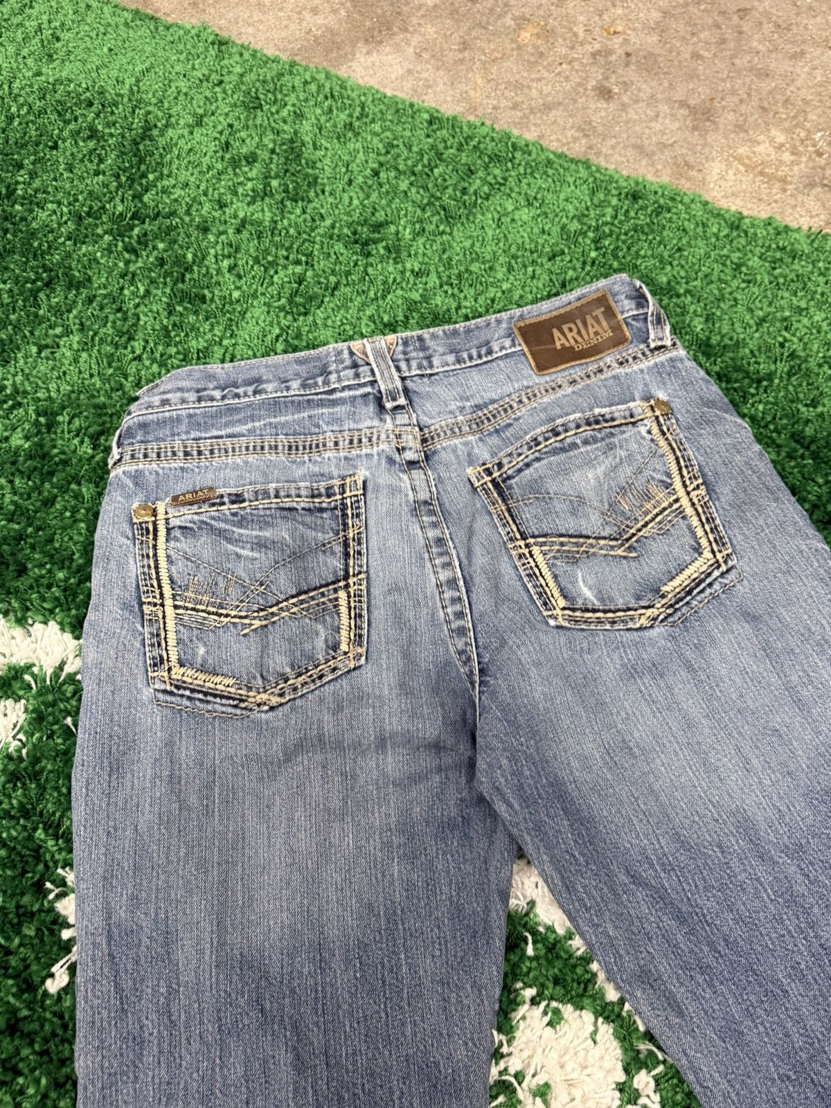 Ariat Ariat Straight Leg Contrast Stitch Denim Jeans 33 x 30 Size US 33 - 3 Thumbnail