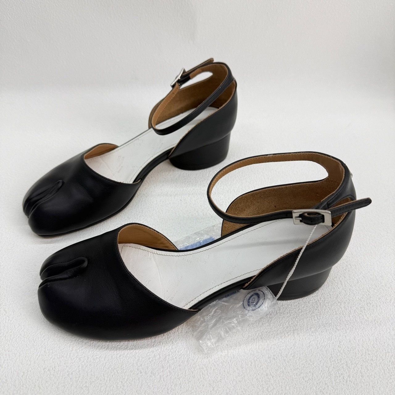 Maison Margiela Maison Margiela Black Sandals us_6 Women Size US 6 / IT 36 - 1 Thumbnail