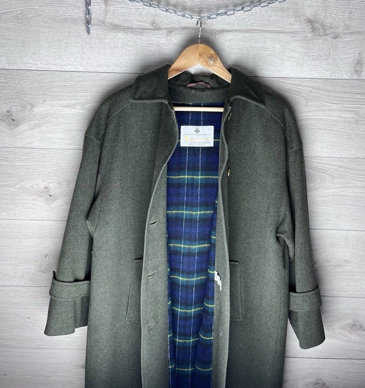 Vintage men's aquascutum trench coat made in 🇬🇧 wool