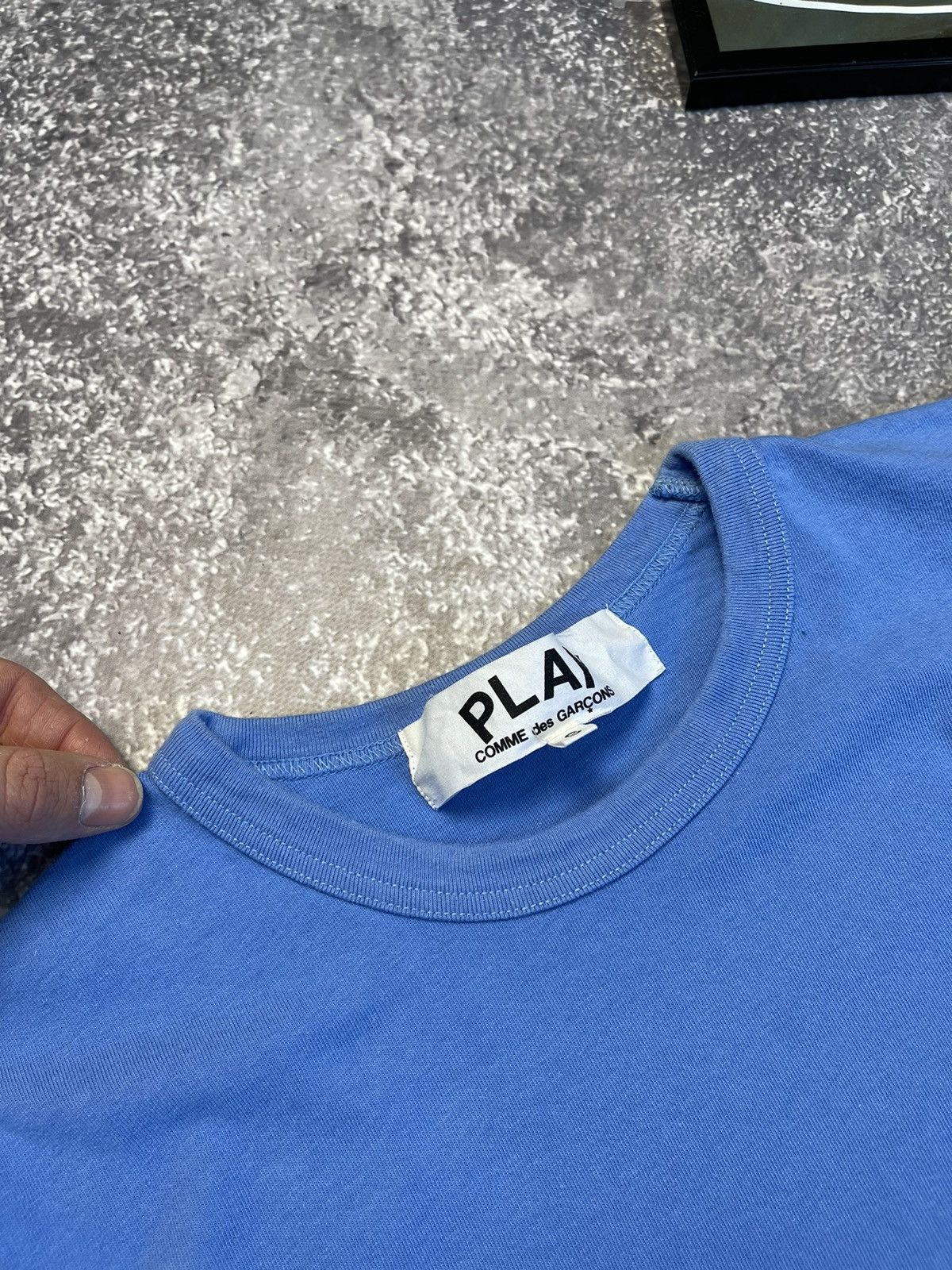 Comme des Garcons × Japanese Brand Comme Des Garcons Play Black Heart logo tee Japan y2k Size US S / EU 44-46 / 1 - 3 Thumbnail