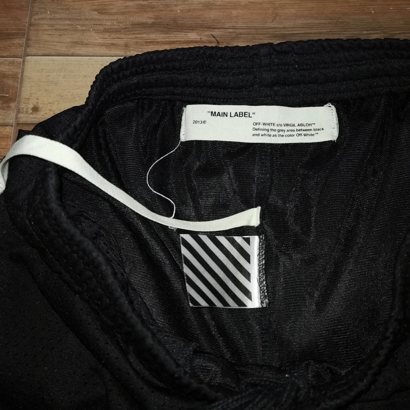 Off-White × Virgil Abloh Off white black heavy spray diagonal mesh shorts Size US 31 - 11 Thumbnail