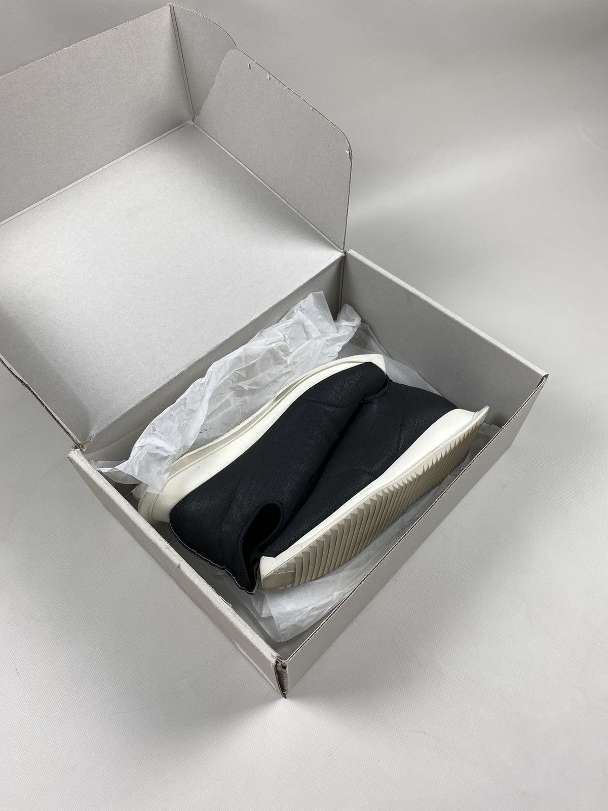 Rick Owens Drkshdw New! Rick Owens DRKSHDW avant-garde low top sneaker shoes Size US 9 / IT 39 - 4 Thumbnail