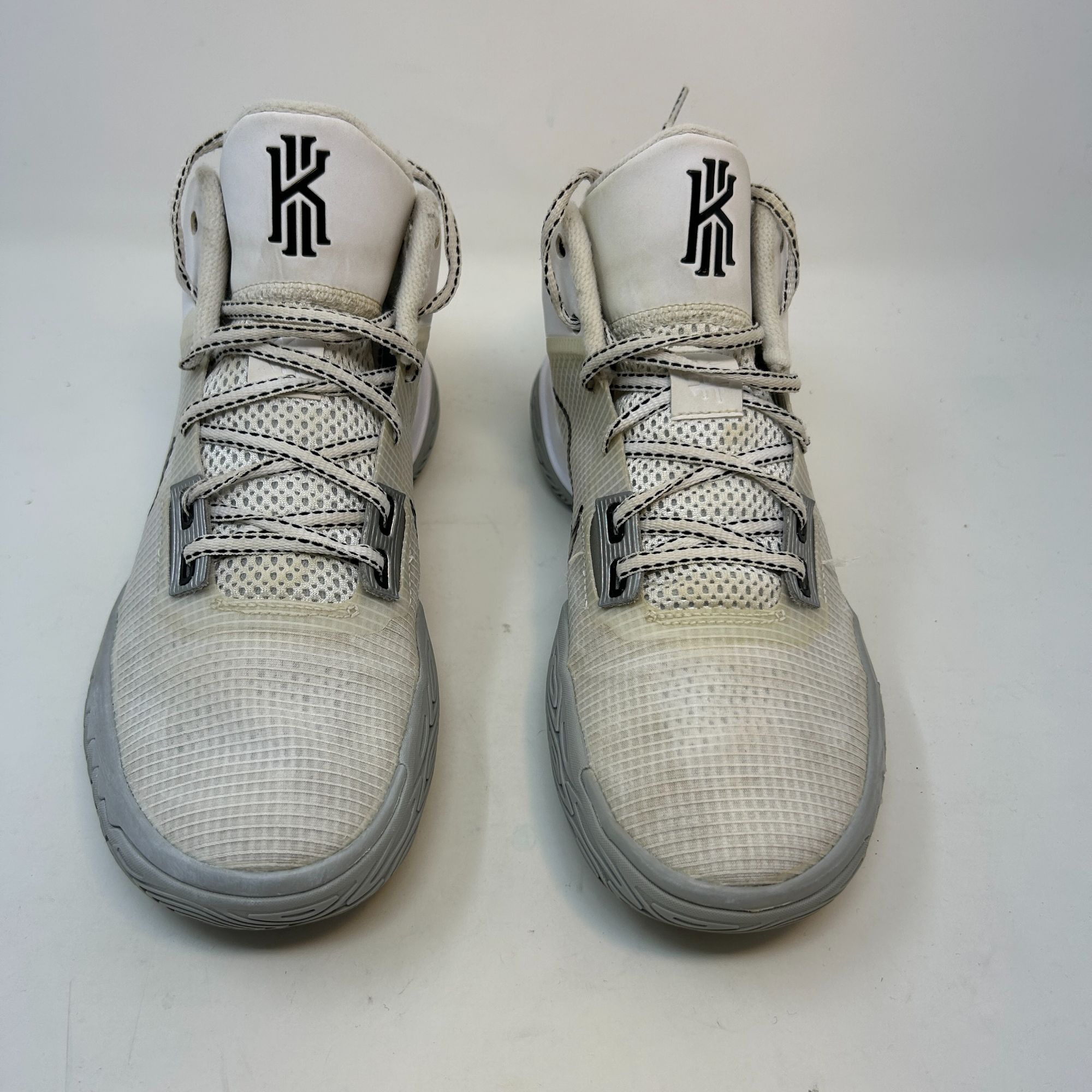 Nike Nike Kyrie Flytrap 4 'White Metallic Silver' Mens 7.5 Size US 7.5 / EU 40-41 - 5 Thumbnail