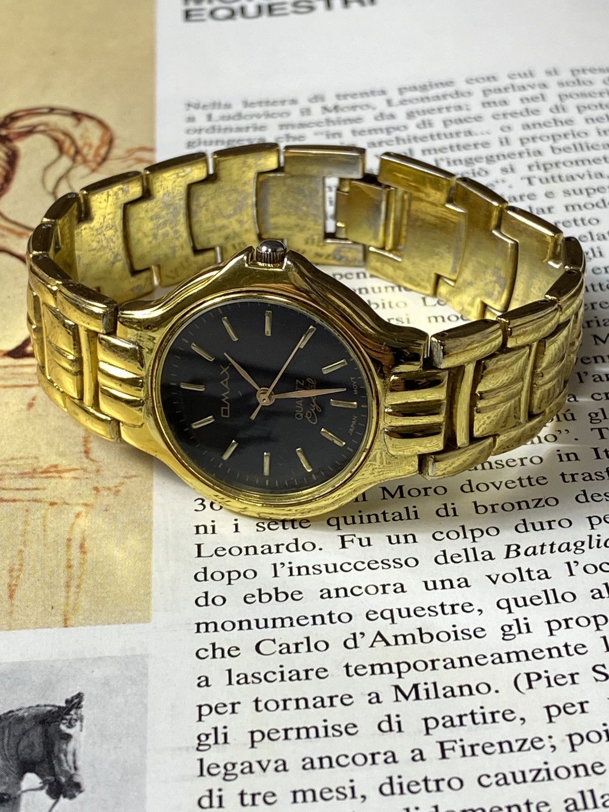 Japanese Brand OMAX Crystal Watch. Vintage Gold Tone Case. Black Dial Size ONE SIZE - 5 Thumbnail