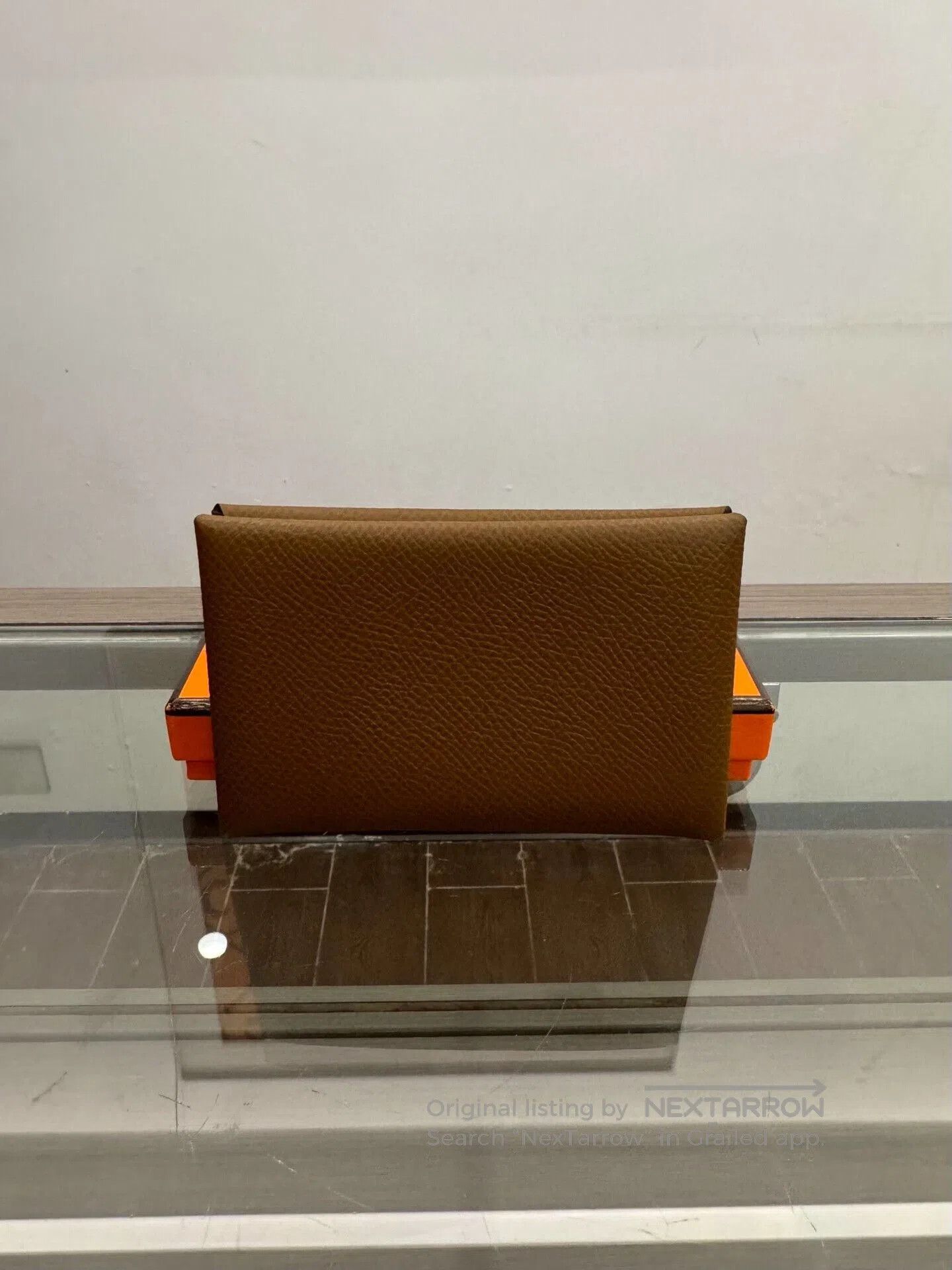 Hermes Hermes Calvi Elephant Gray Calfskin Card Holder. Size ONE SIZE - 1 Thumbnail