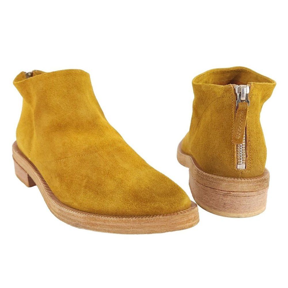 image of Marsell Suede Pointed Toe Ankle Booties 37 7 Women's Brown