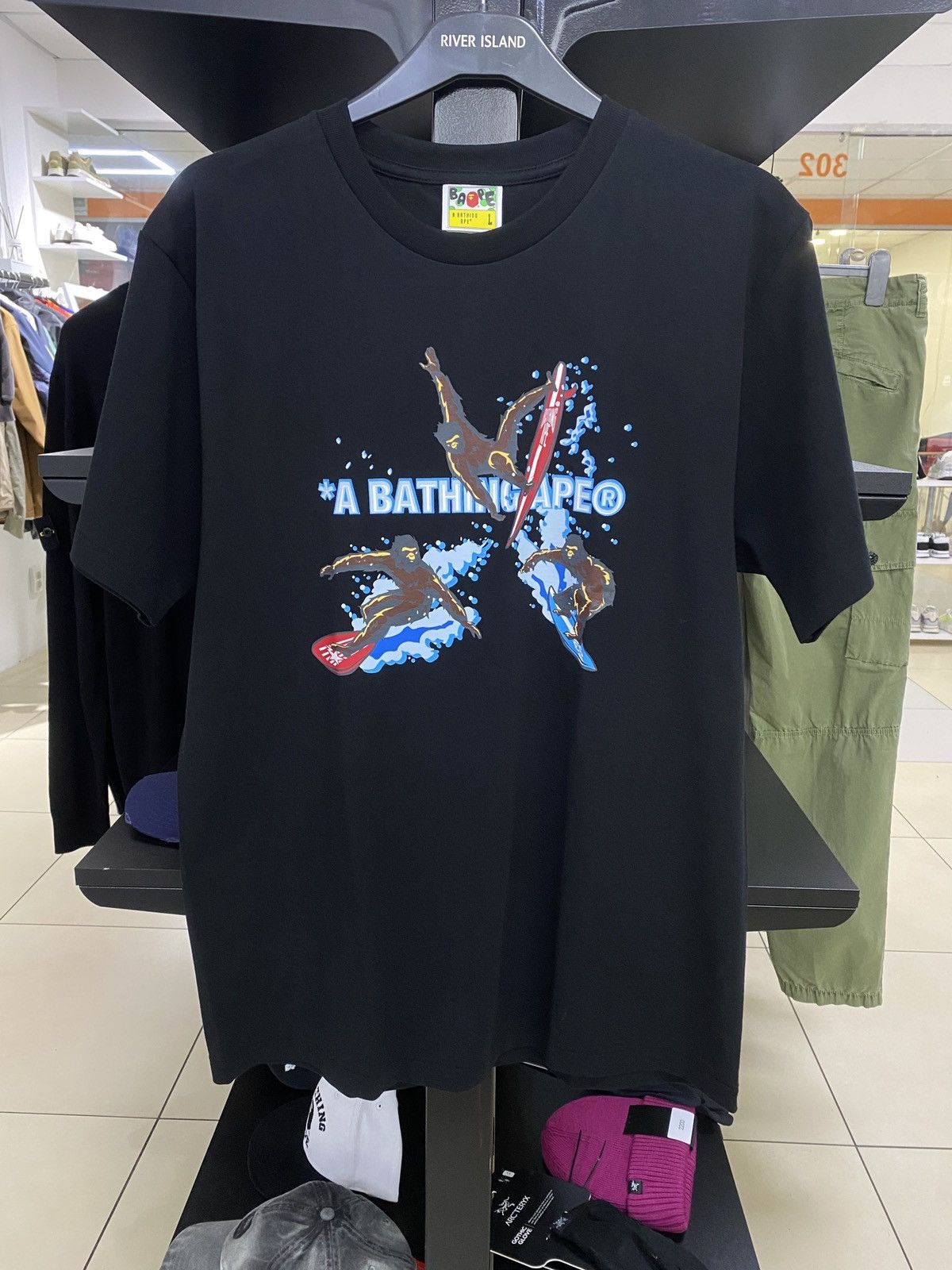 Bape BAPE SURFING APES TEE Size US L / EU 52-54 / 3 - 1 Thumbnail