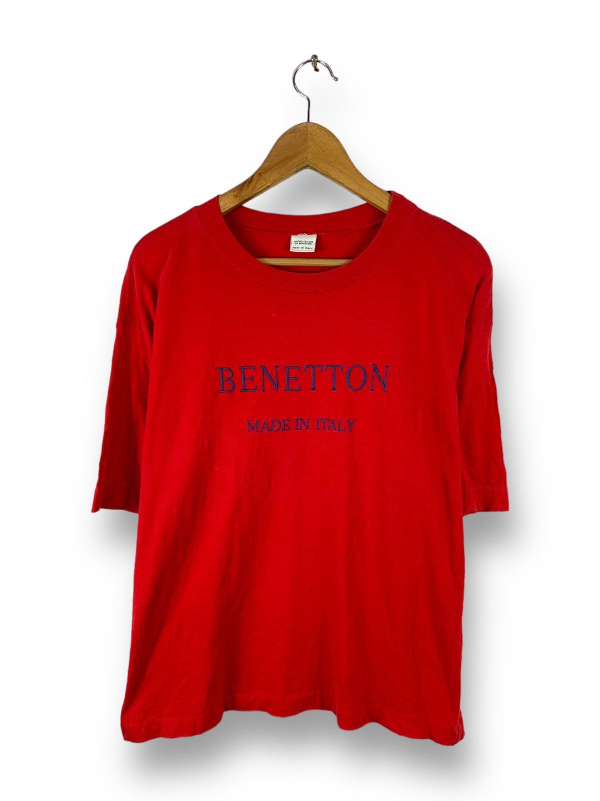 United Colors Of Benetton Steals! United Colors of Benetton Spellout Embroided Tee Size US M / EU 48-50 / 2 - 1 Thumbnail